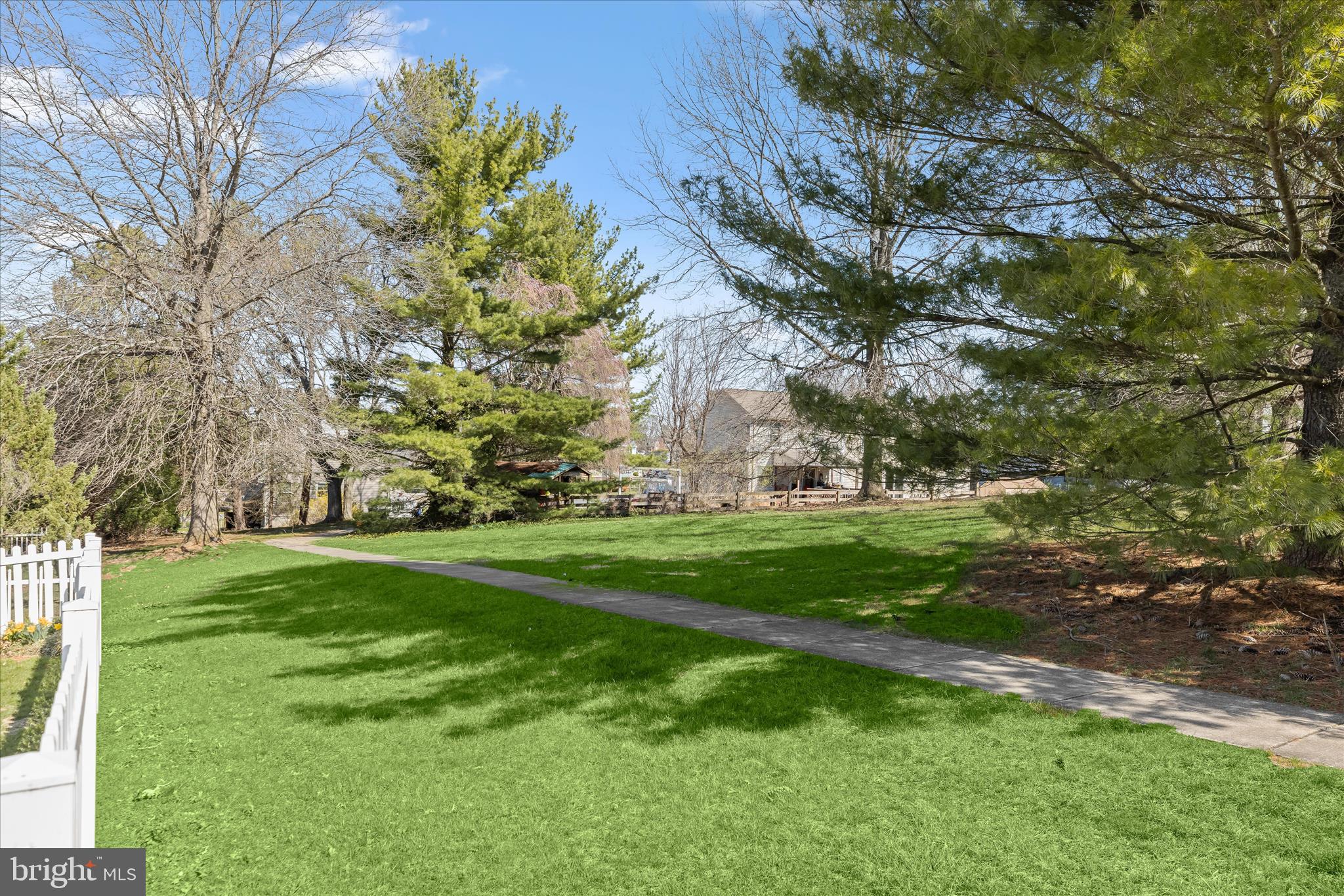 WASHINGTON CENTER - Residential