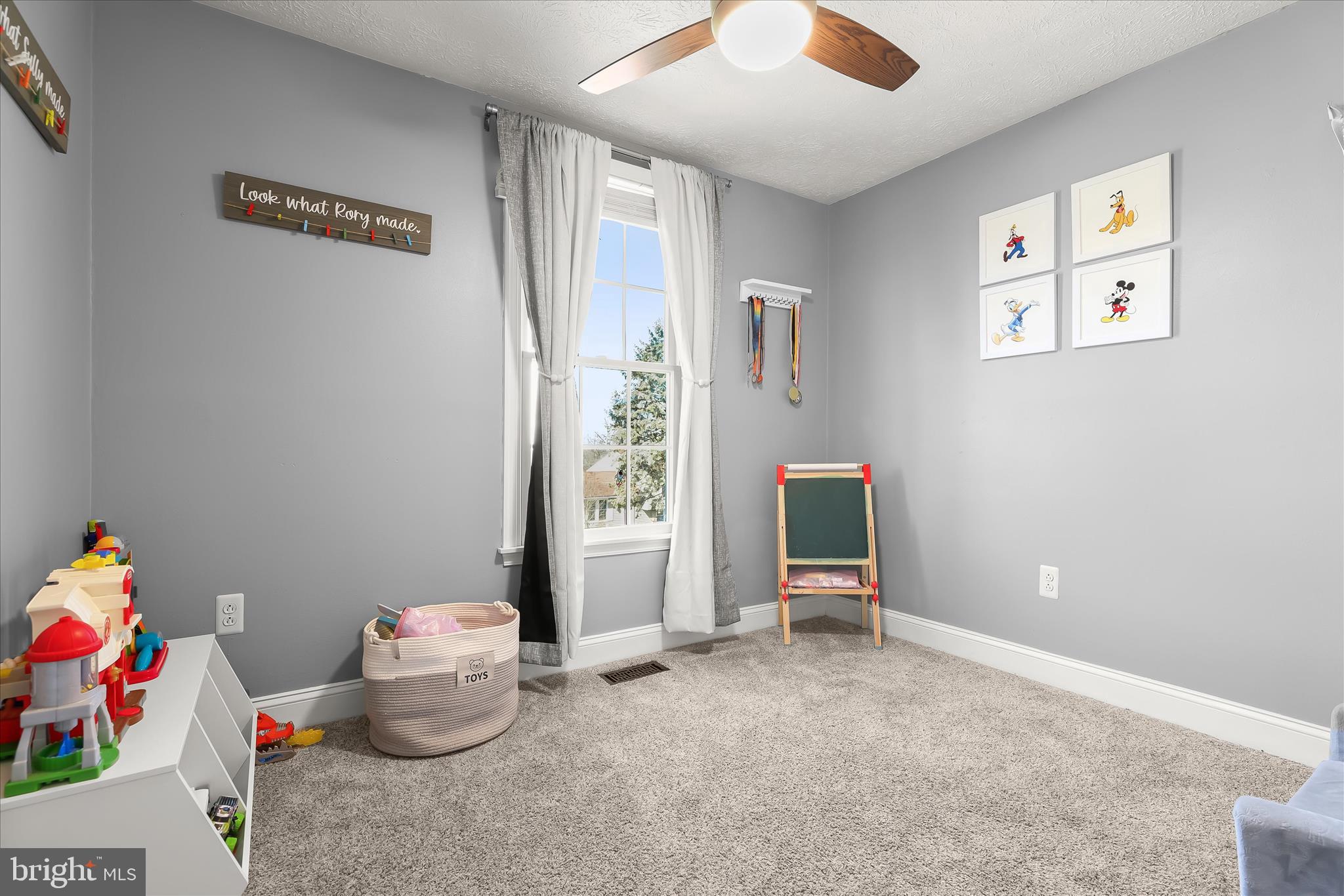 WASHINGTON CENTER - Residential