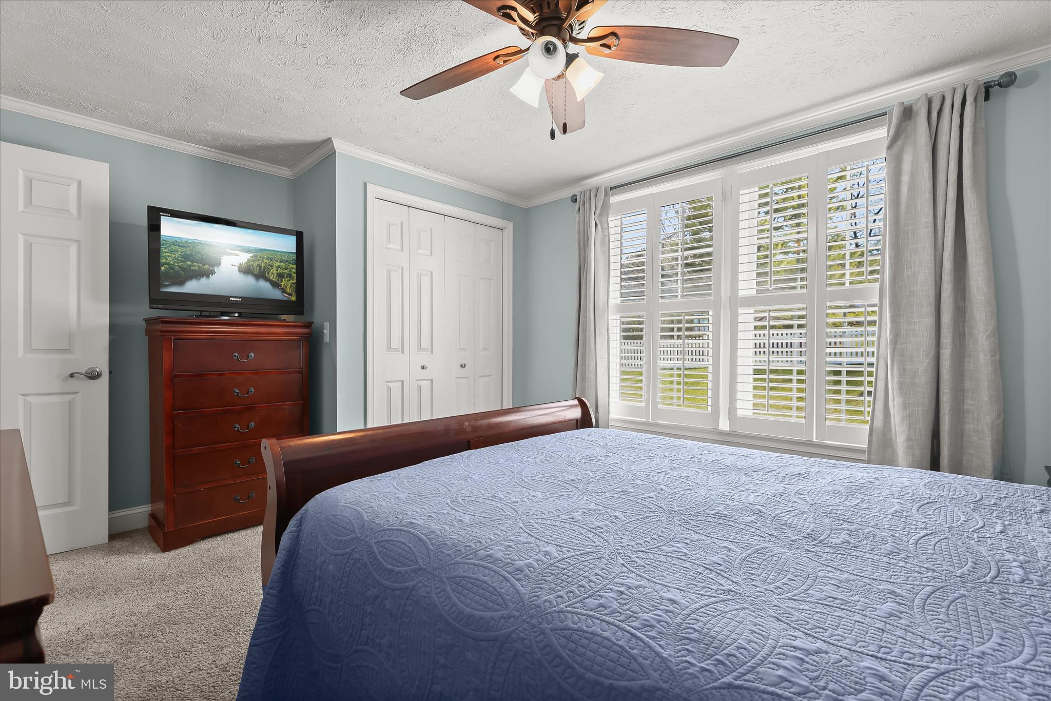 WASHINGTON CENTER - Residential