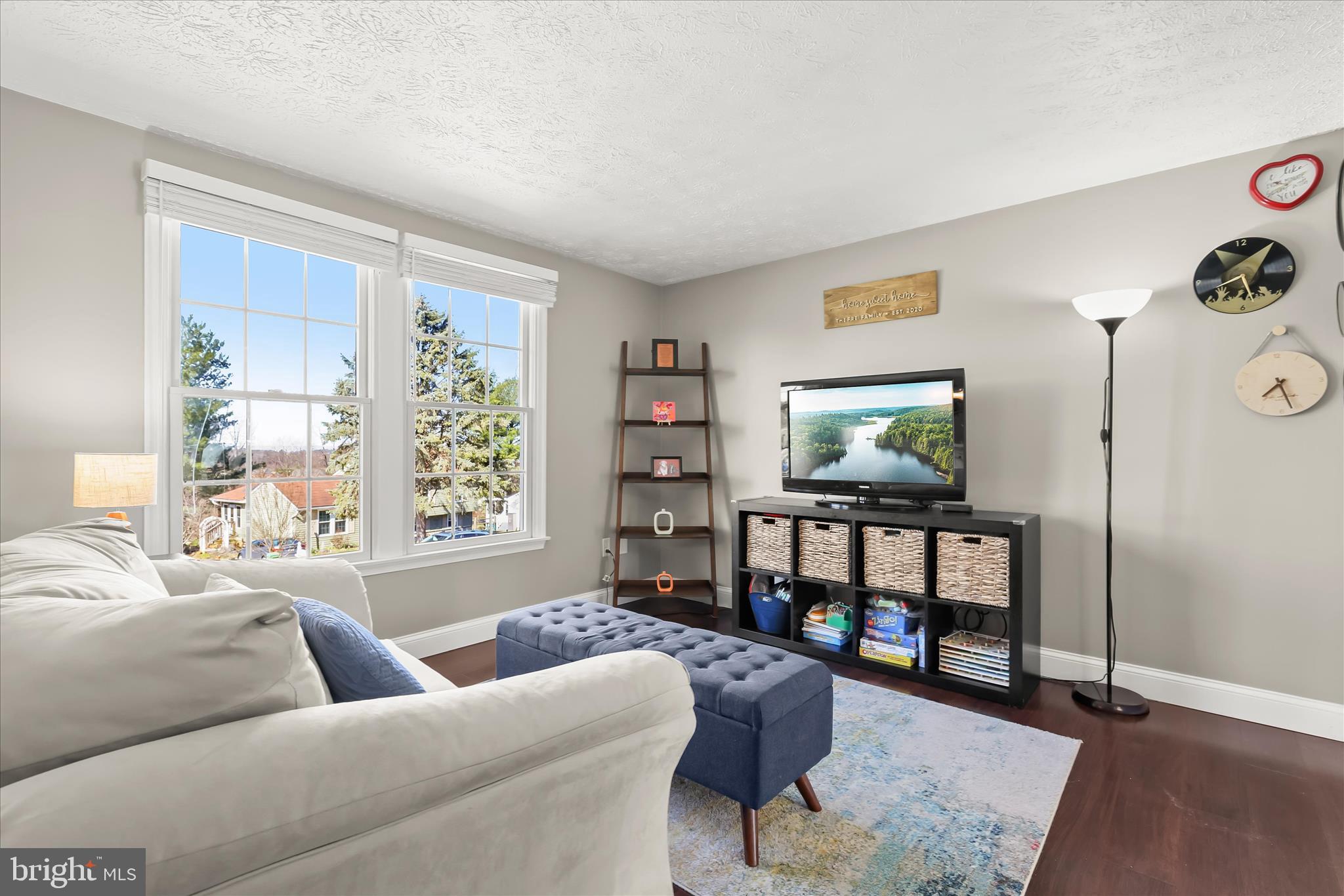 WASHINGTON CENTER - Residential