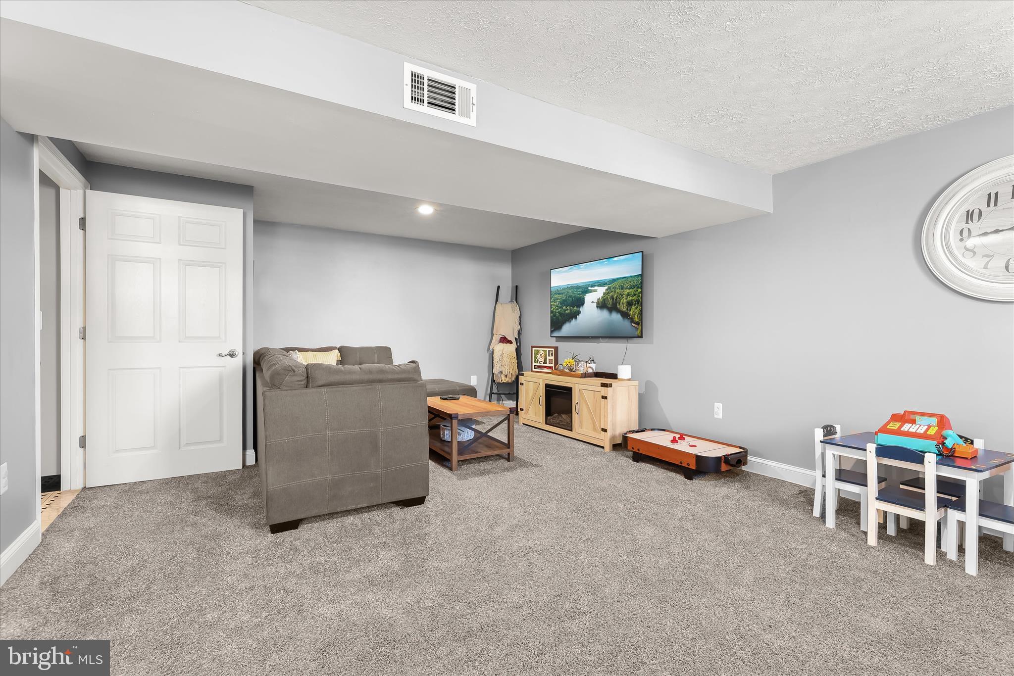 WASHINGTON CENTER - Residential