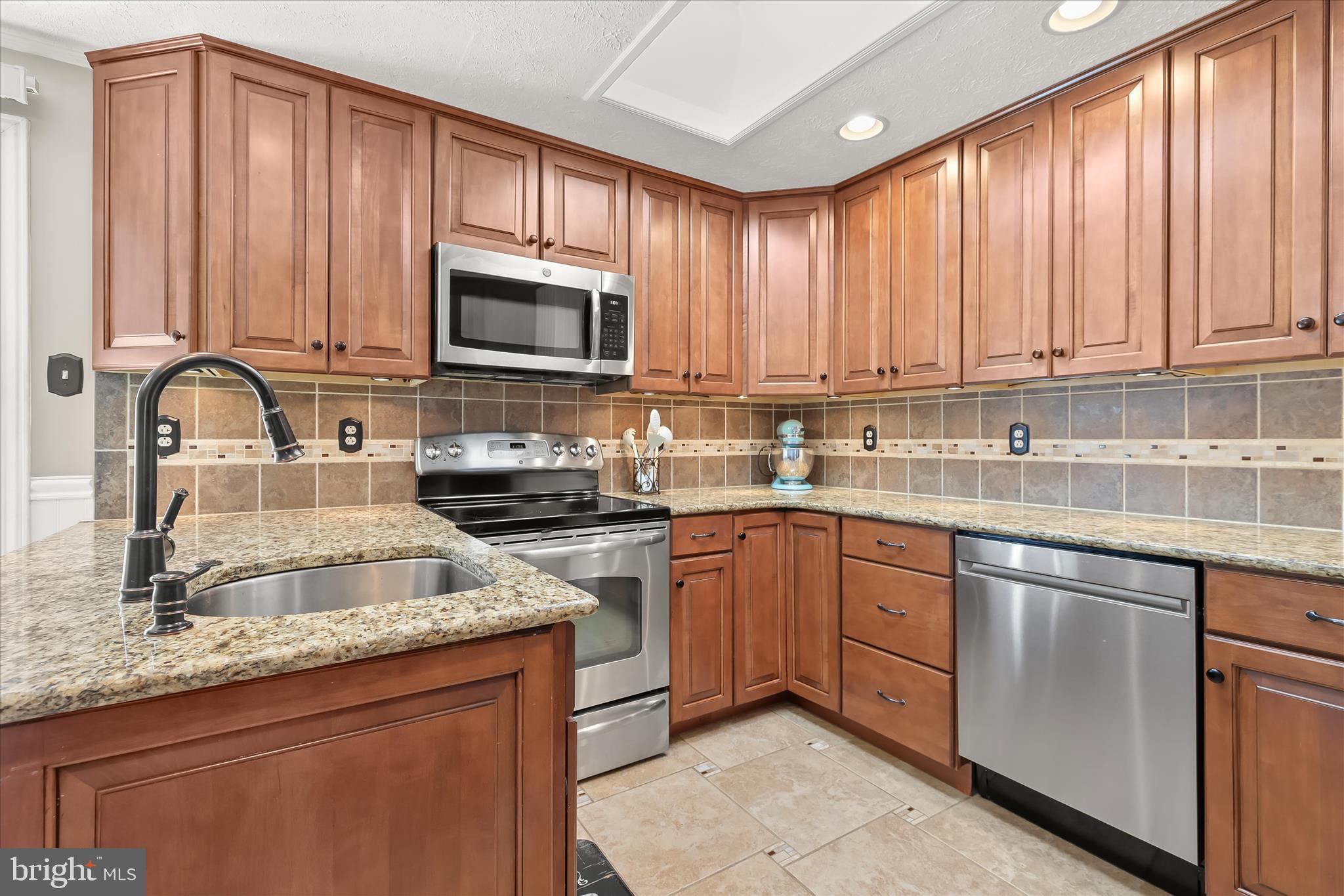 WASHINGTON CENTER - Residential