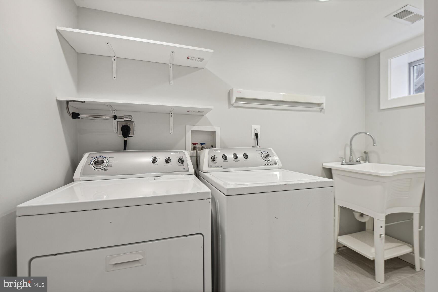 GROVETON HEIGHTS - Residential