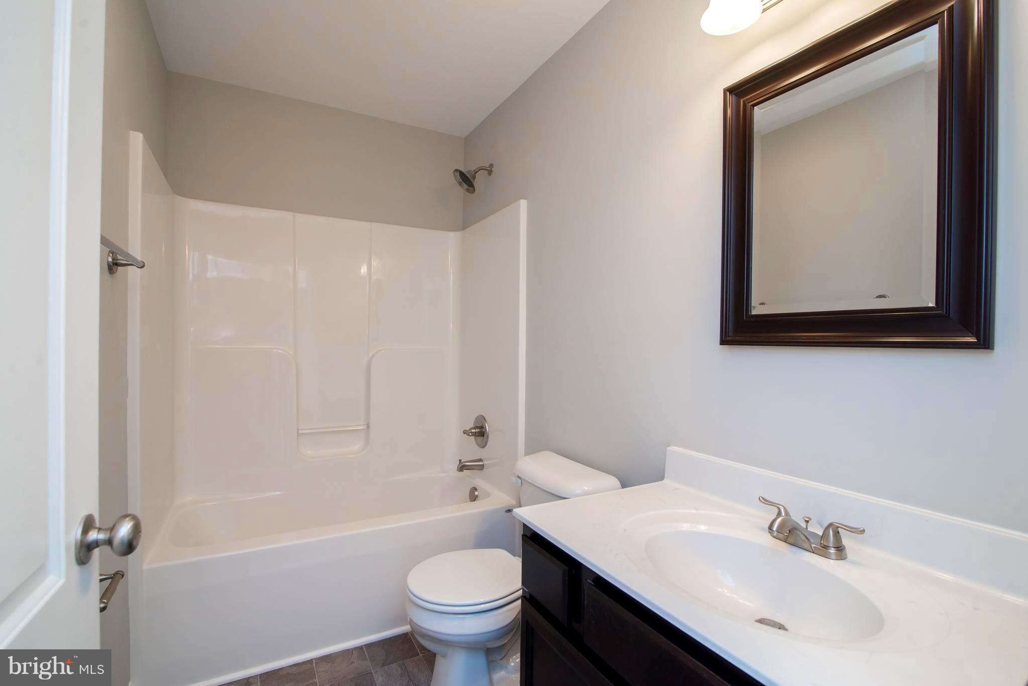 RED HILL - Residential