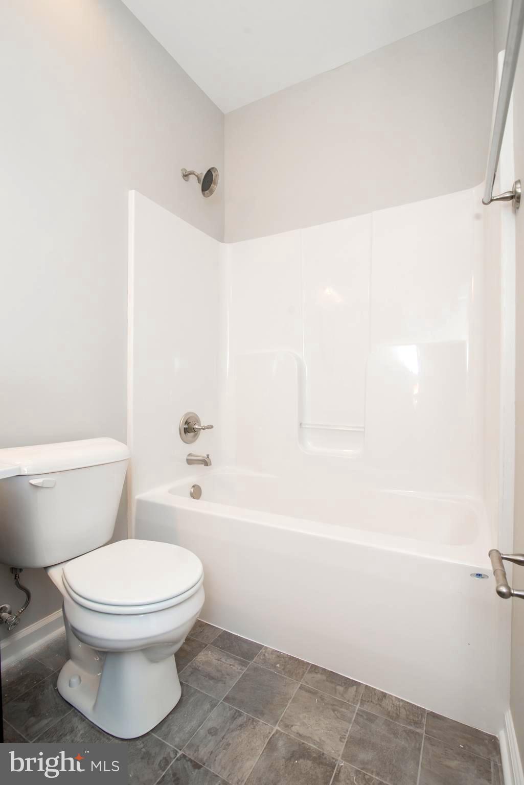 RED HILL - Residential