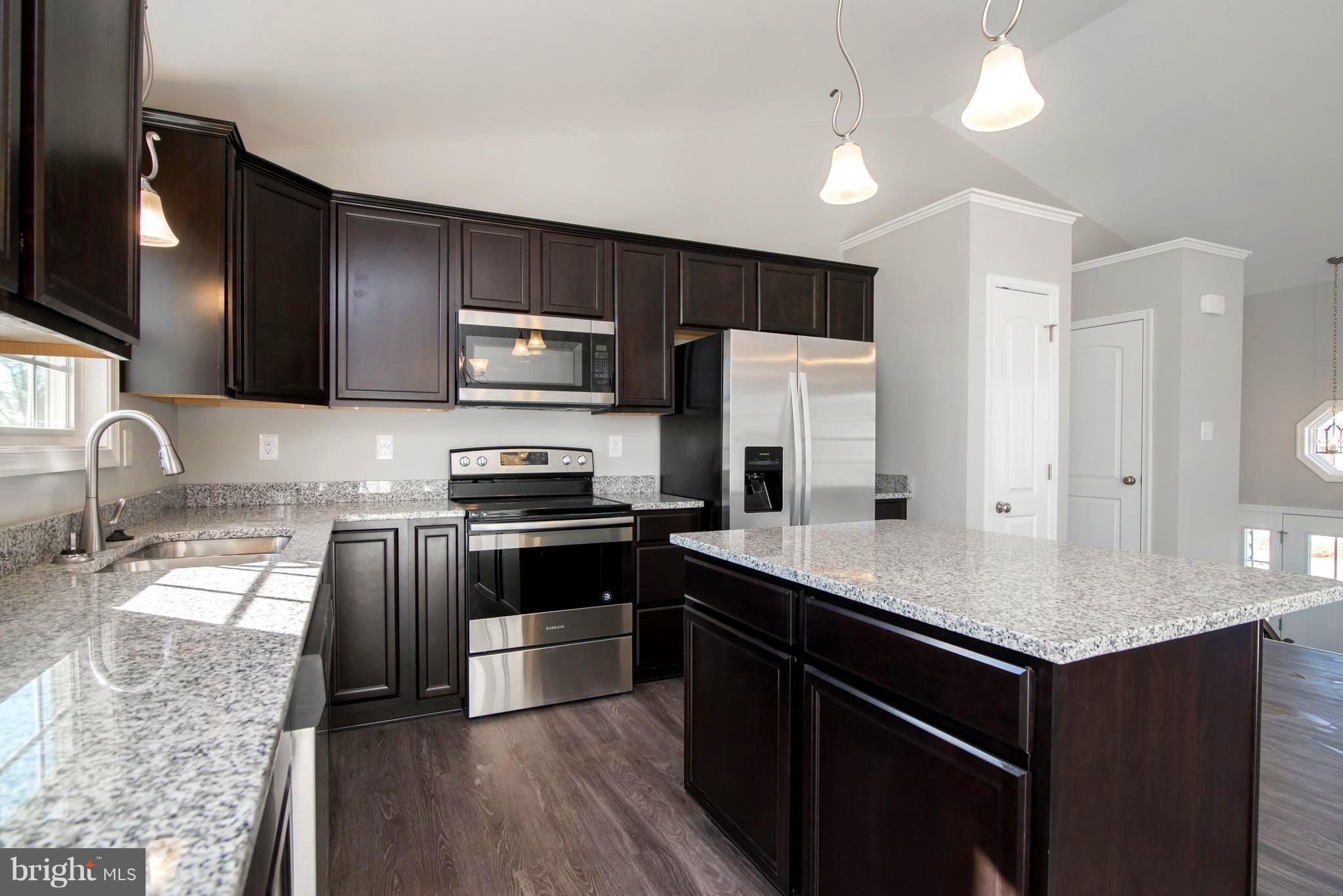 RED HILL - Residential