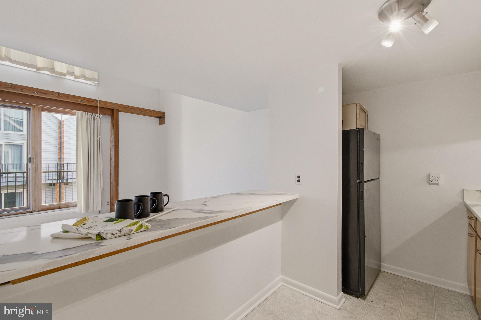 THE TECUMSEH - Residential Lease