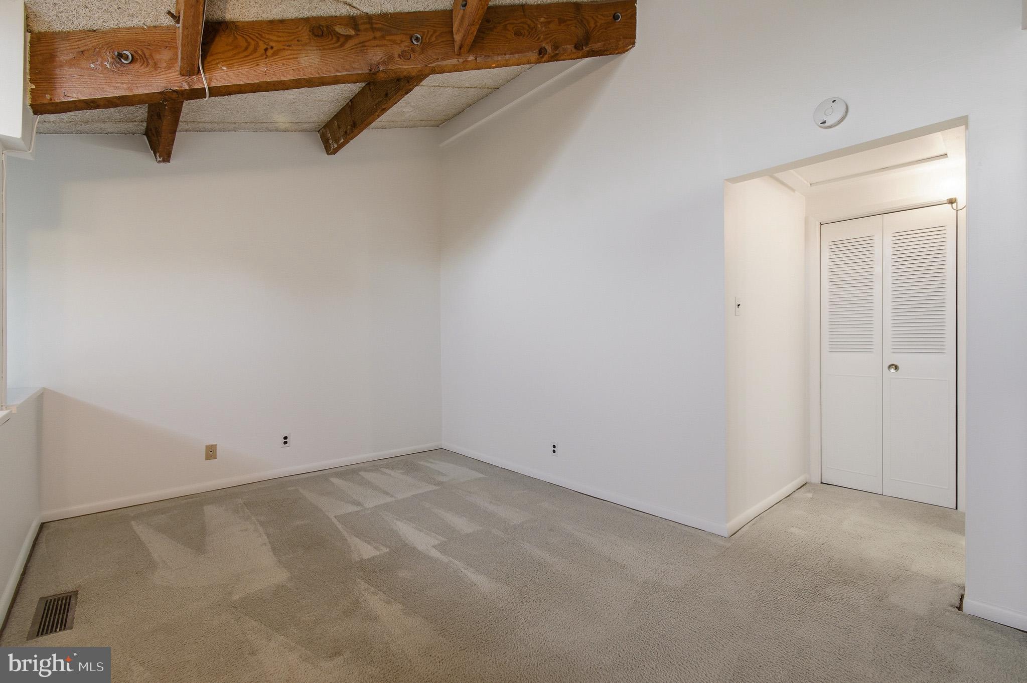 THE TECUMSEH - Residential Lease