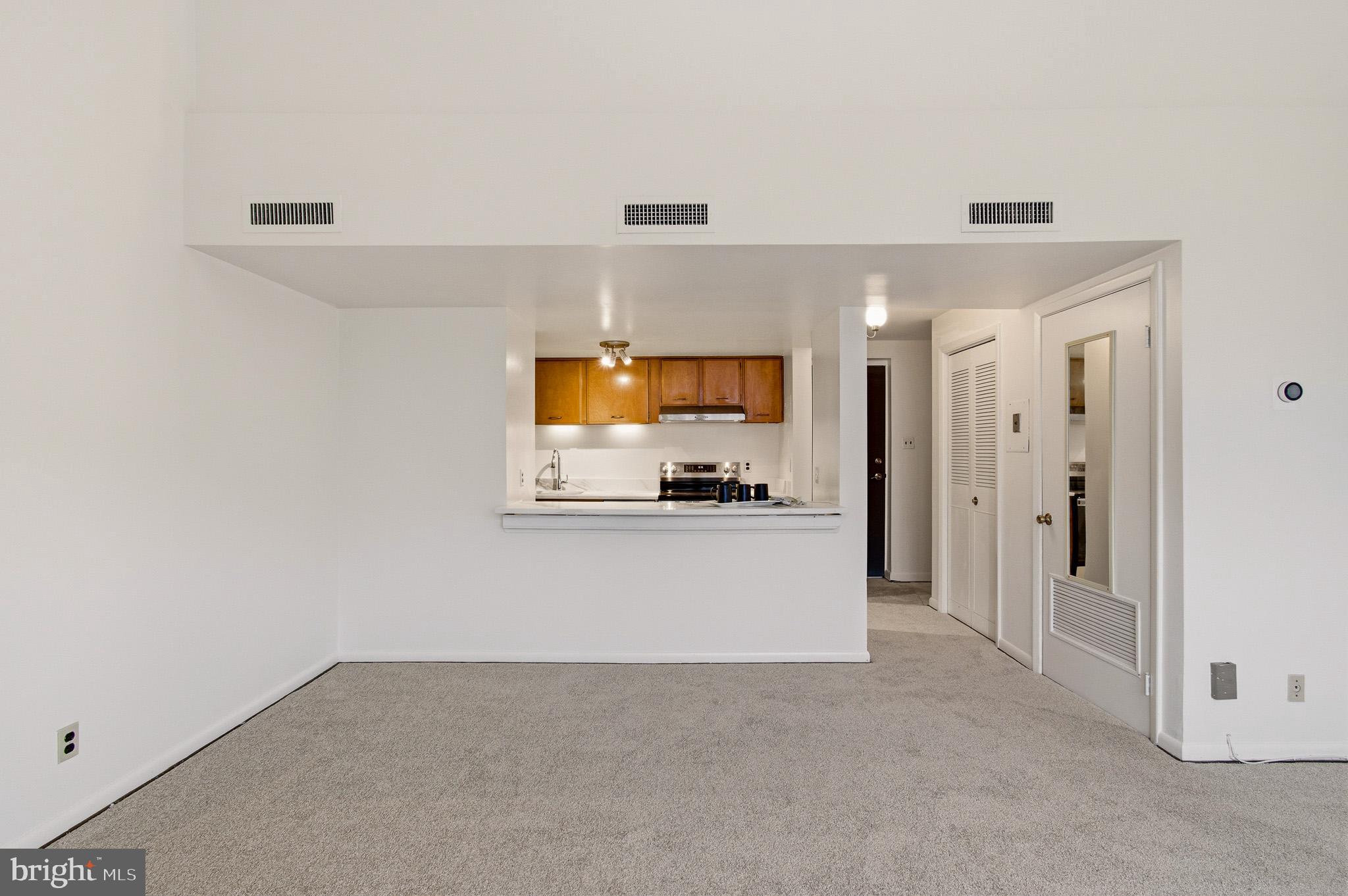 THE TECUMSEH - Residential Lease