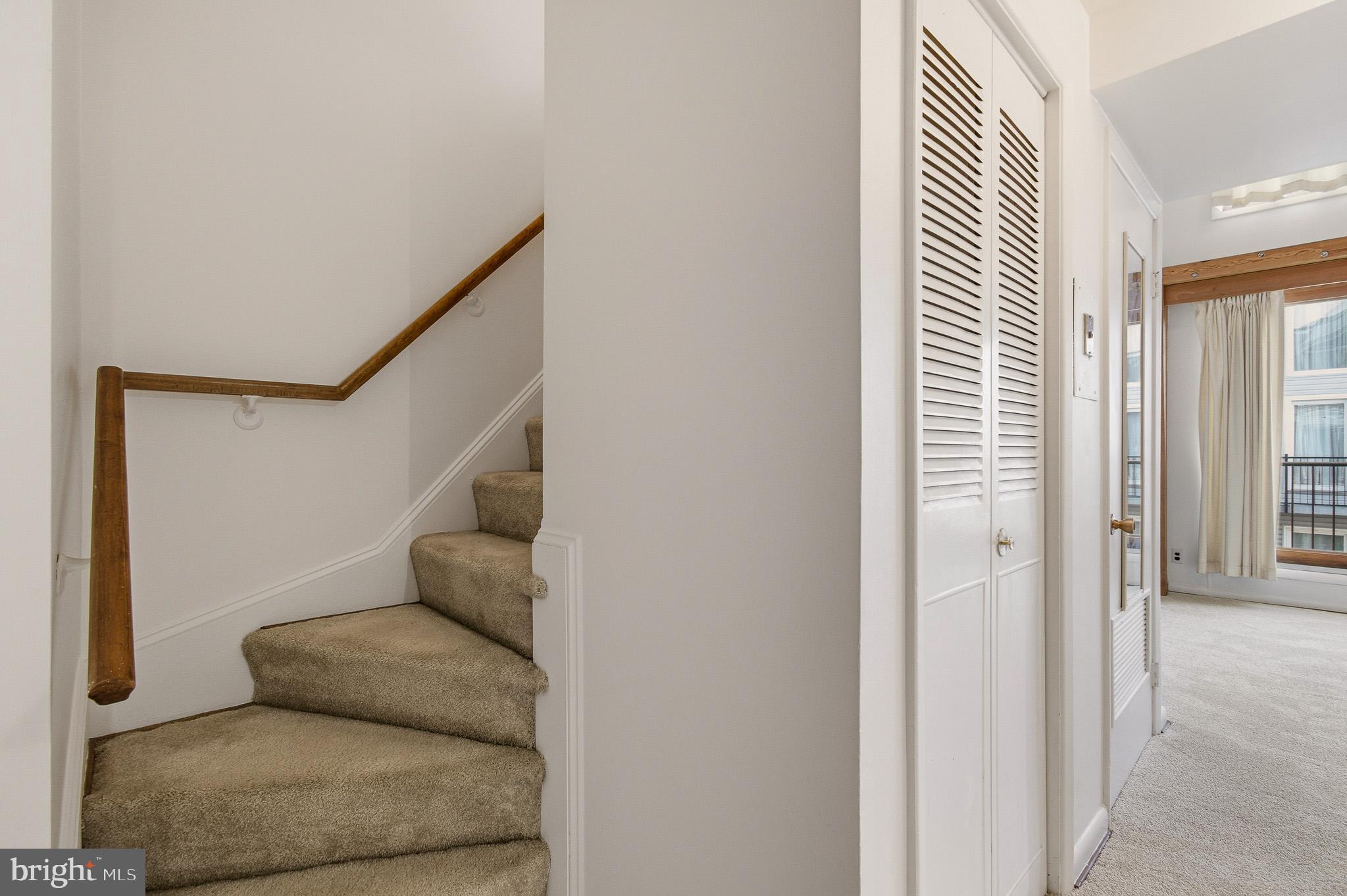 THE TECUMSEH - Residential Lease