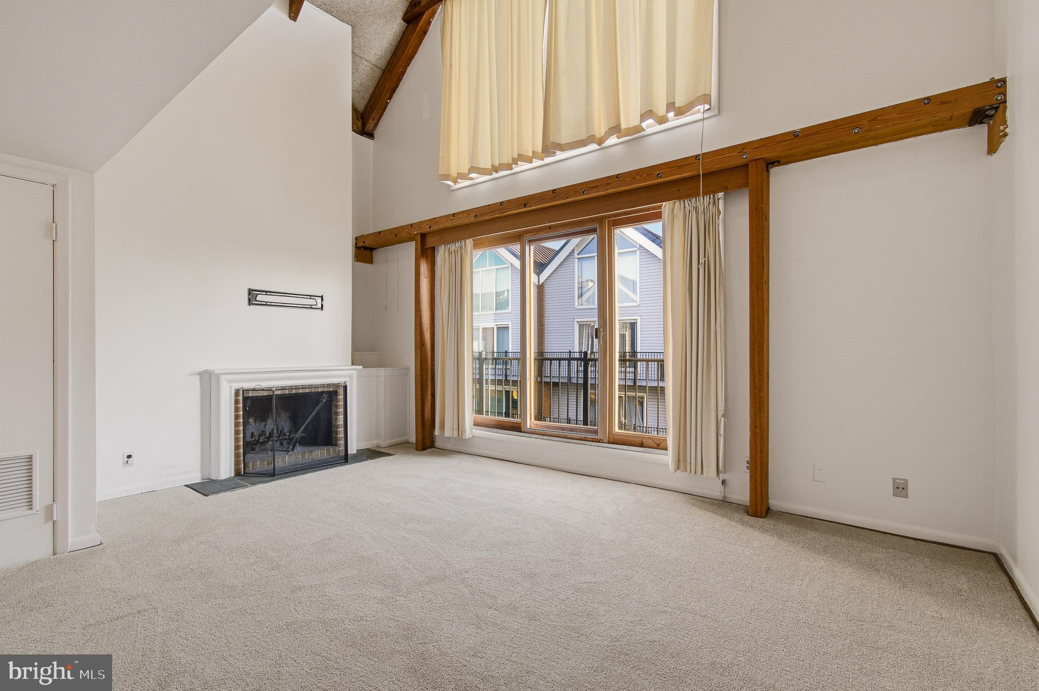 THE TECUMSEH - Residential Lease