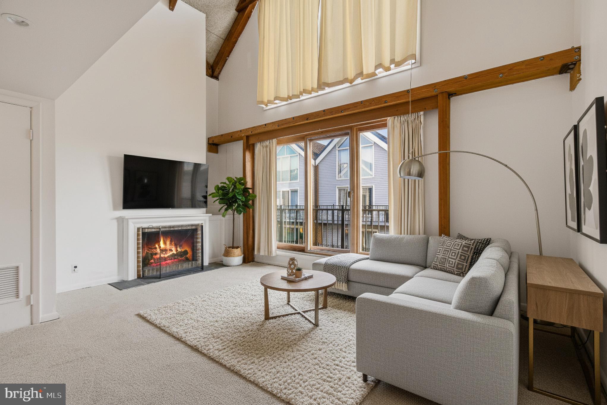 THE TECUMSEH - Residential Lease