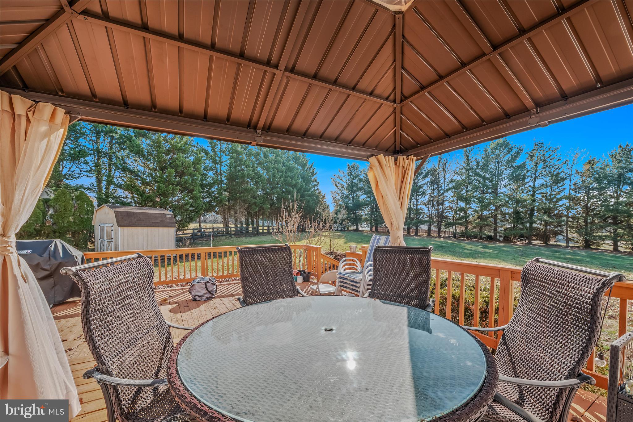 DEER MOUNTAIN - Residential