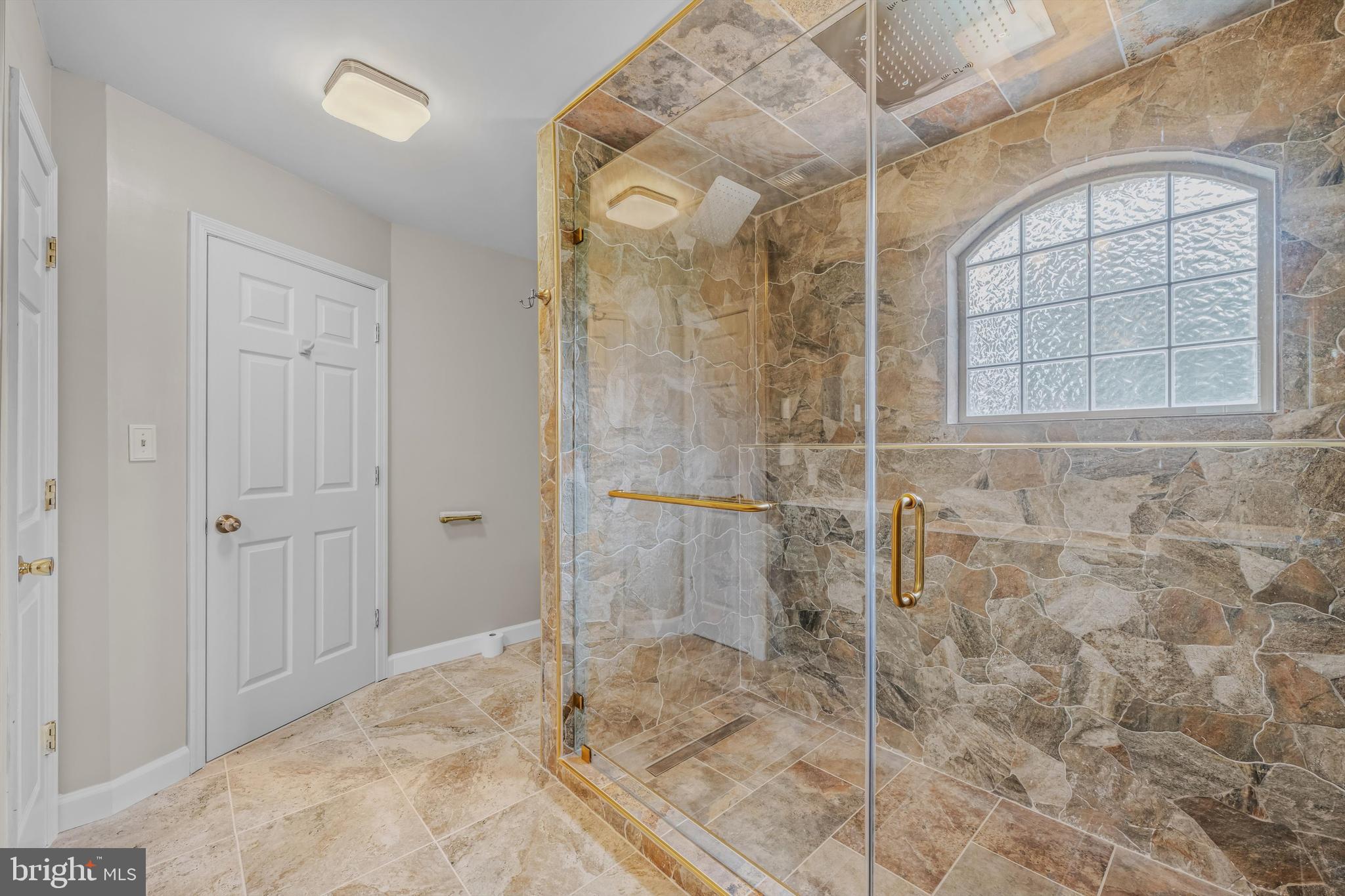 DEER MOUNTAIN - Residential