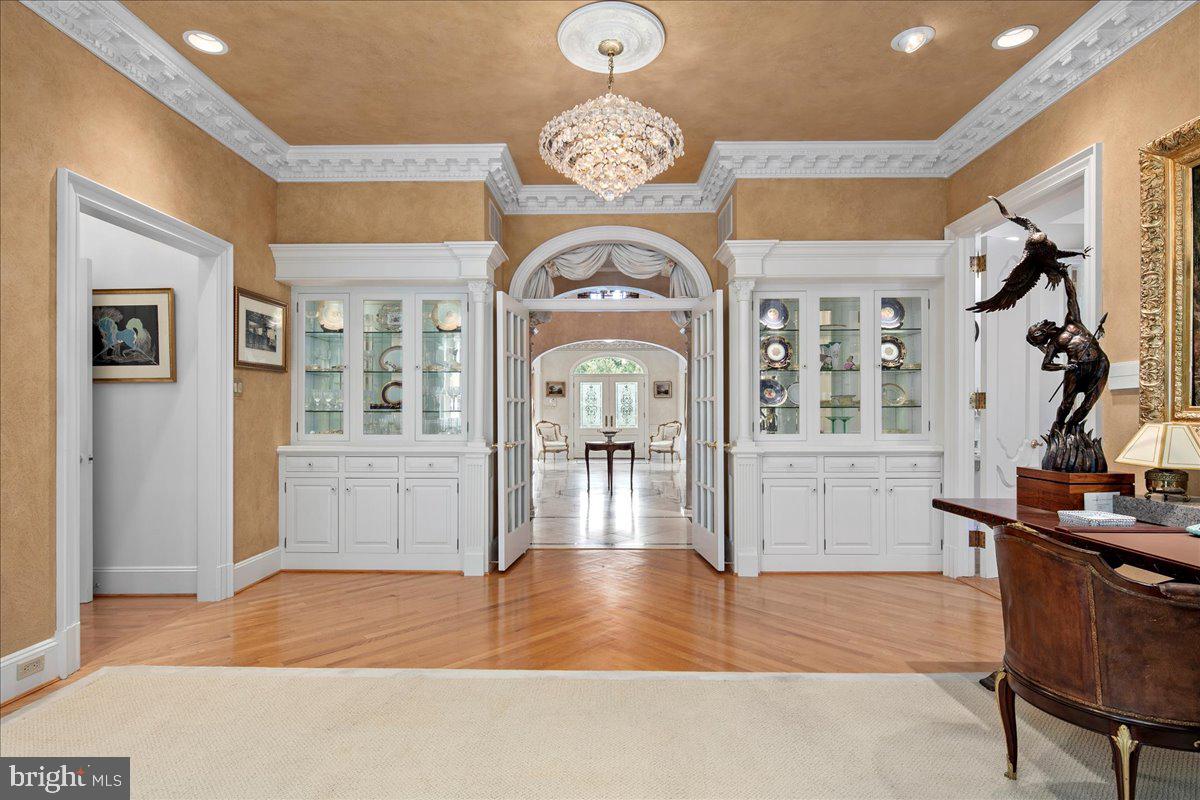 OAKMONT - Residential