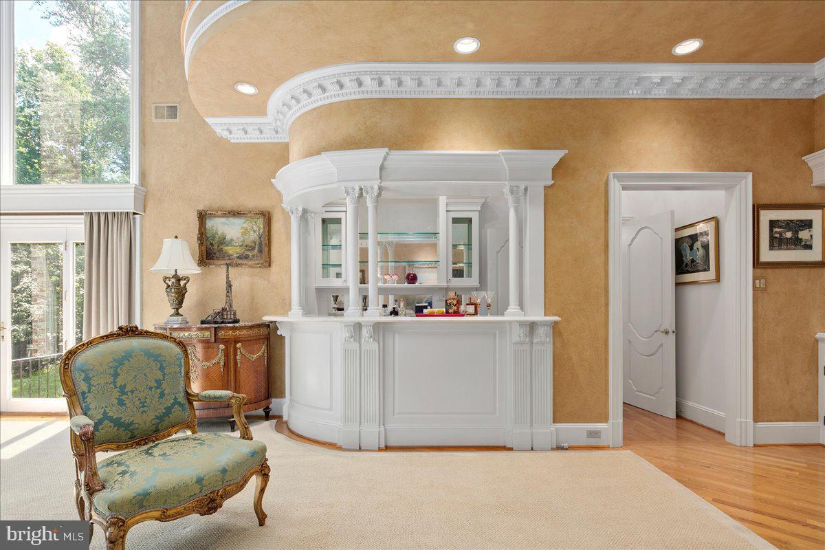 OAKMONT - Residential