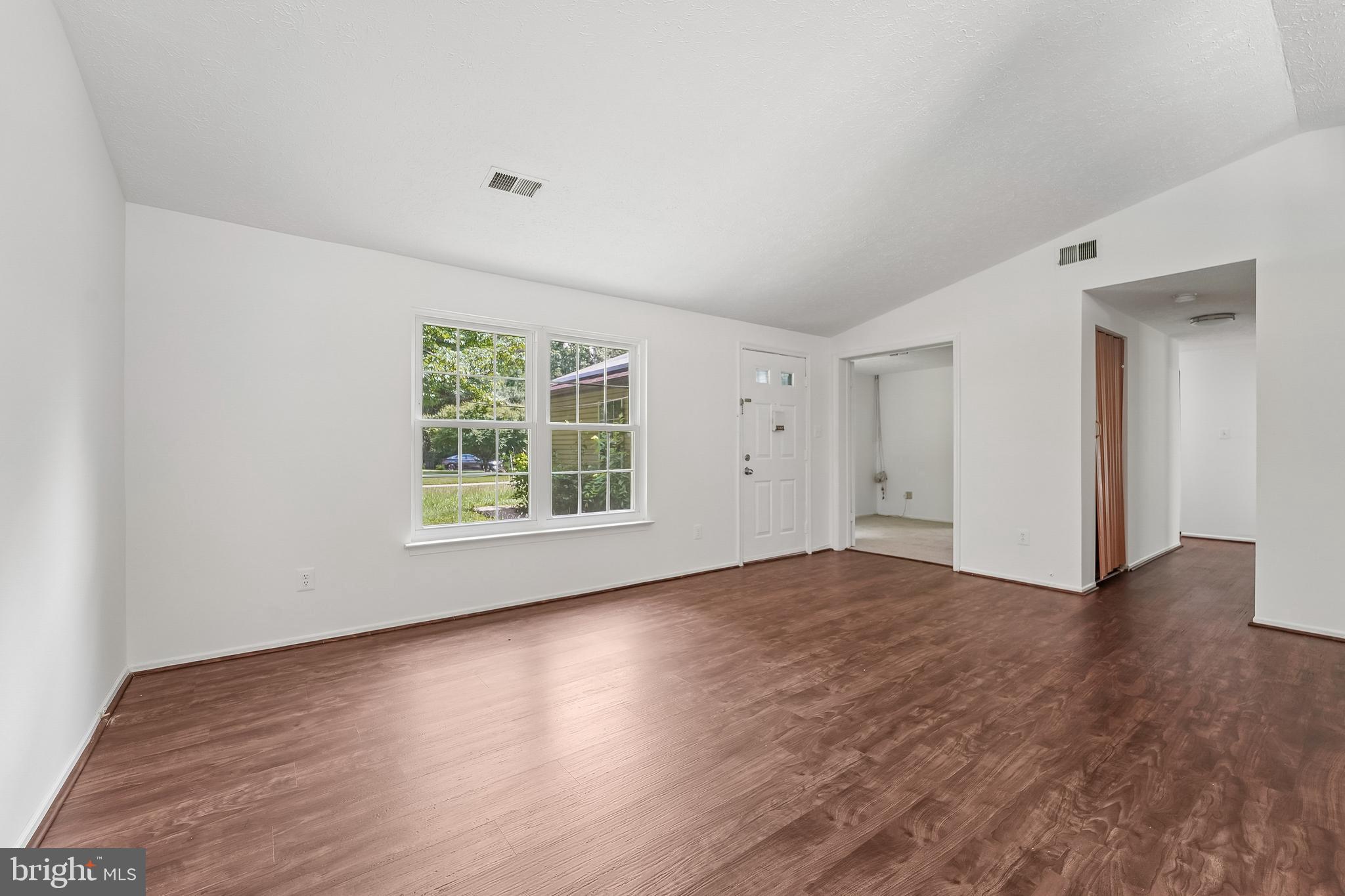 1502 CLEARFIELD CIRCLE