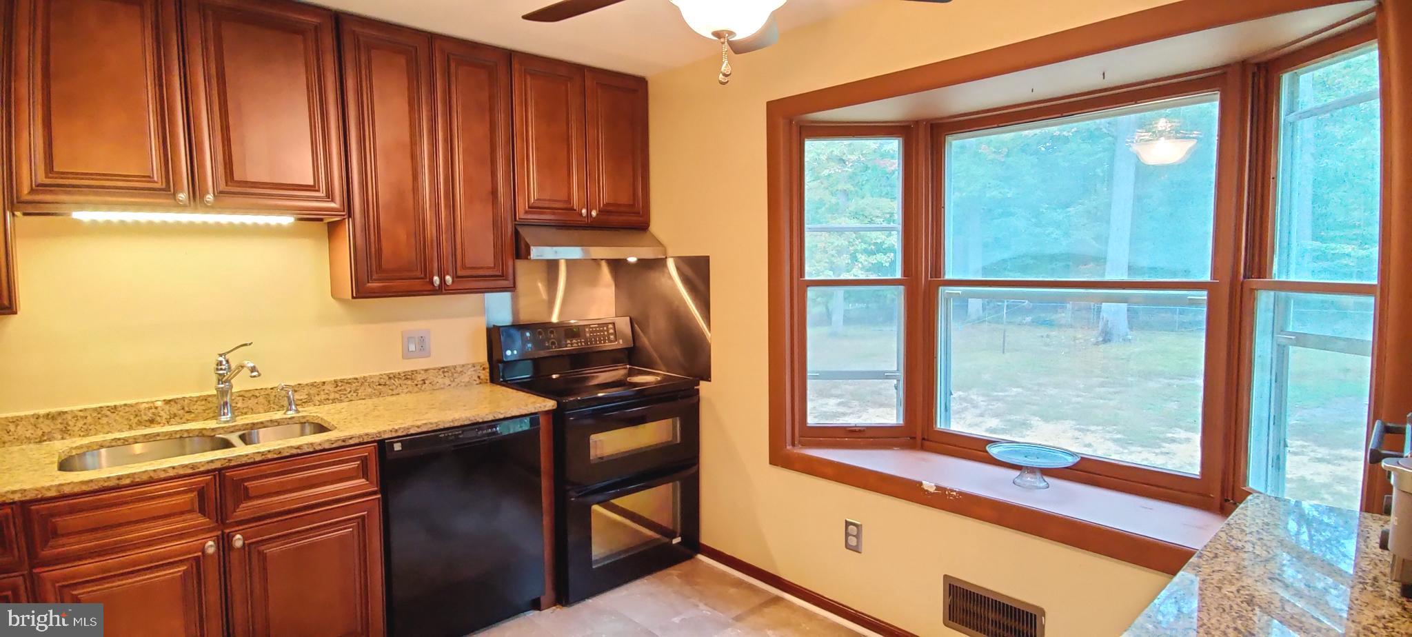 SHADY ACRES SUB - Residential