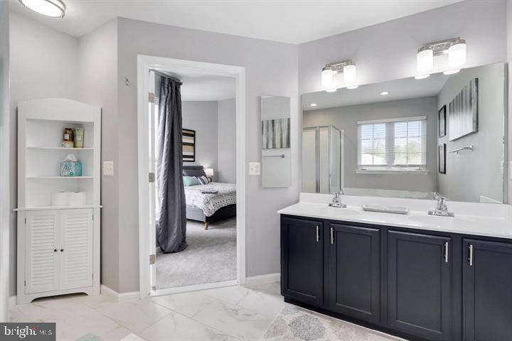 RIVERSIDE STATION - Residential Lease