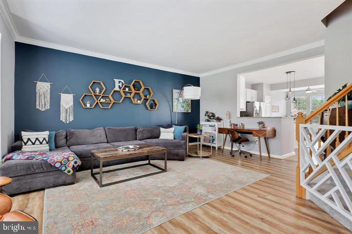 RIVERSIDE STATION - Residential Lease