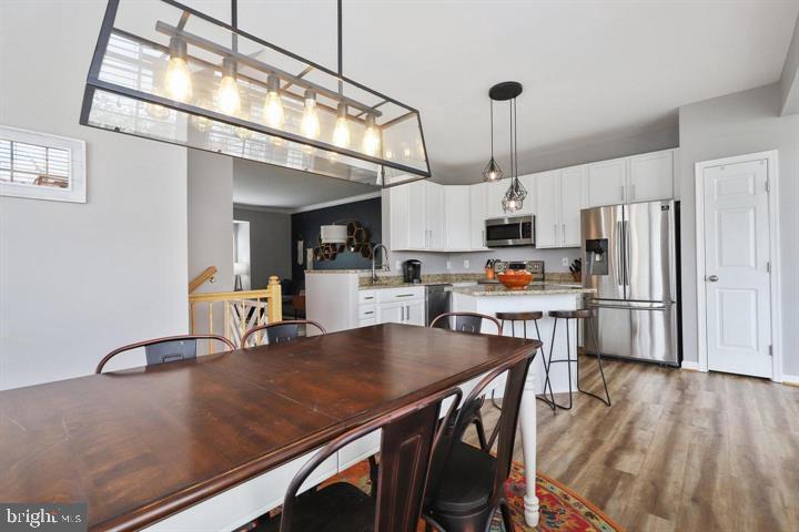 RIVERSIDE STATION - Residential Lease