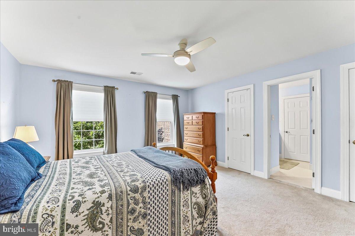 PONDVIEW - Residential