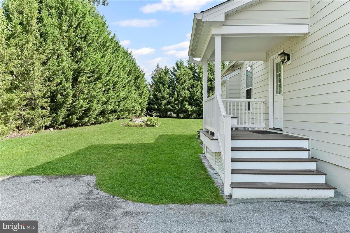 PONDVIEW - Residential