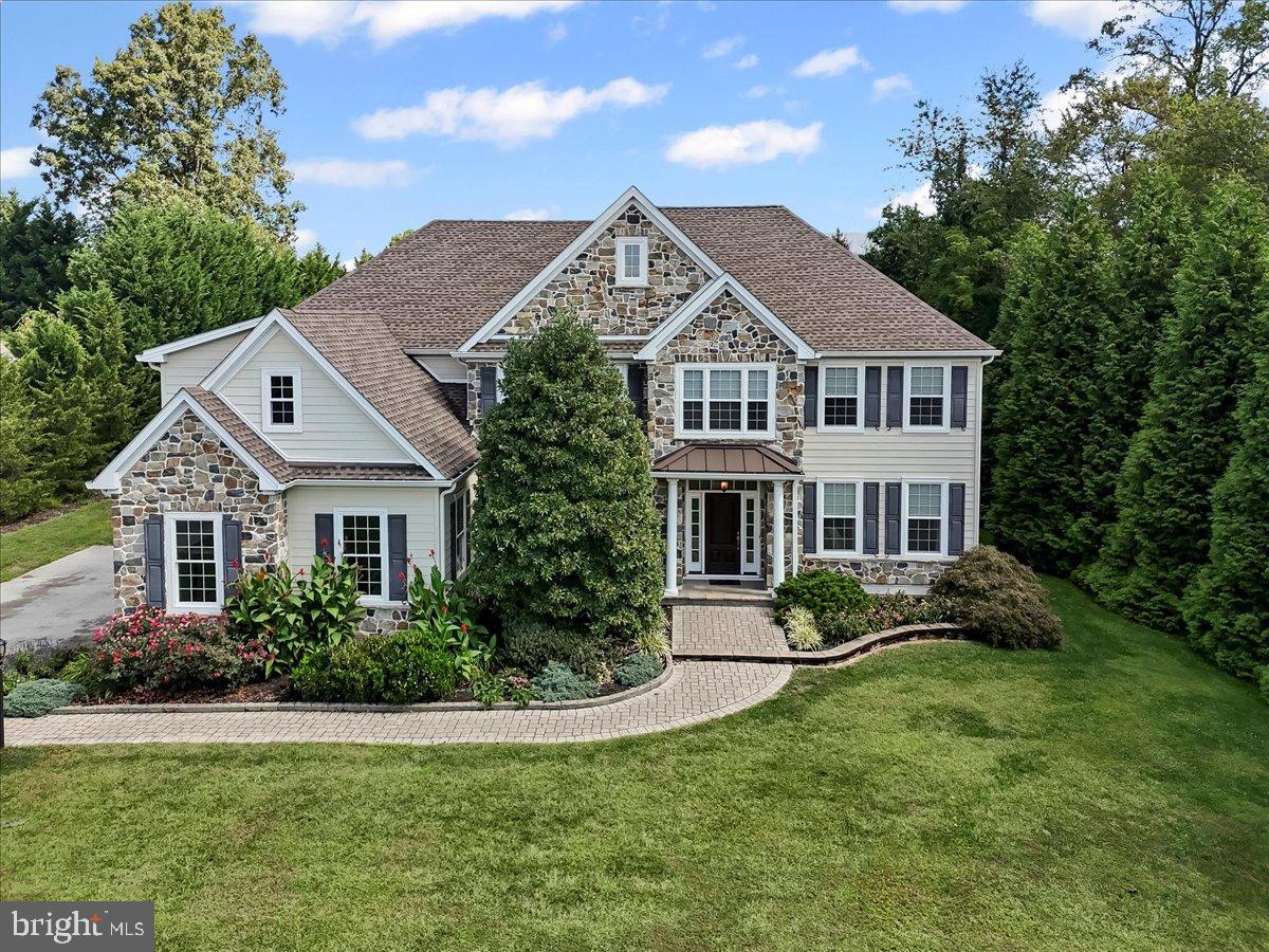 PONDVIEW - Residential