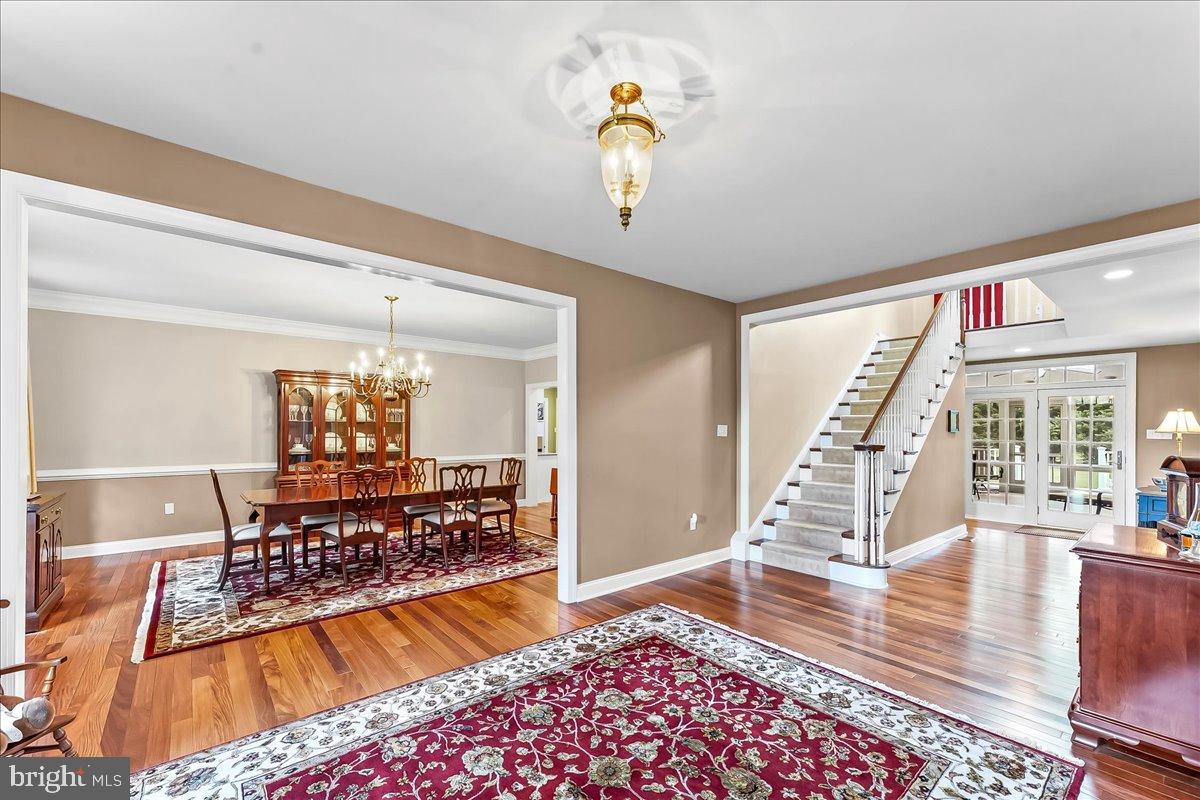 PONDVIEW - Residential