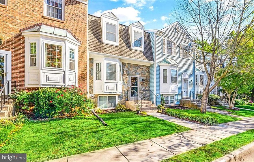 Discover this beautiful, updated townhome in the highly desirable Franklin Glen community. This charming residence features two spacious master suites with vaulted ceilings and private bathrooms, along with a fully finished walkout basement that offers a third bedroom and an additional full bathroom—ideal for guests, family, or a home office.
The modern kitchen boasts granite countertops and recessed lighting, seamlessly opening to a Trex deck perfect for summer evenings or cool fall mornings with a cup of coffee. The home is in immaculate condition, with new carpet on the main and upper levels and fresh paint throughout, creating a bright and inviting atmosphere.
Enjoy outdoor living on the Trex deck and in the fenced backyard, ideal for relaxing or entertaining. The neighborhood offers amenities such as walking trails, an outdoor pool, tennis courts, and basketball courts. Conveniently located just minutes from Fair Lakes, Government Center, Fair Oaks Mall, I-66, Rt 50, and the Fairfax County Parkway, with easy access to shopping, dining, and entertainment. Located within the Chantilly High School pyramid.