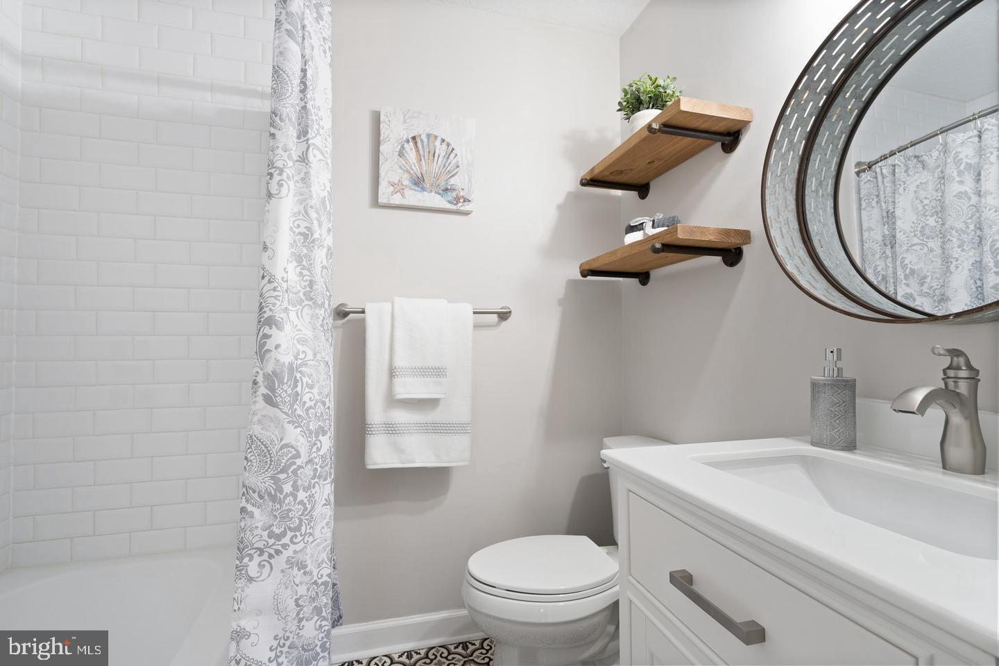 FRANKLIN GLEN - Residential Lease