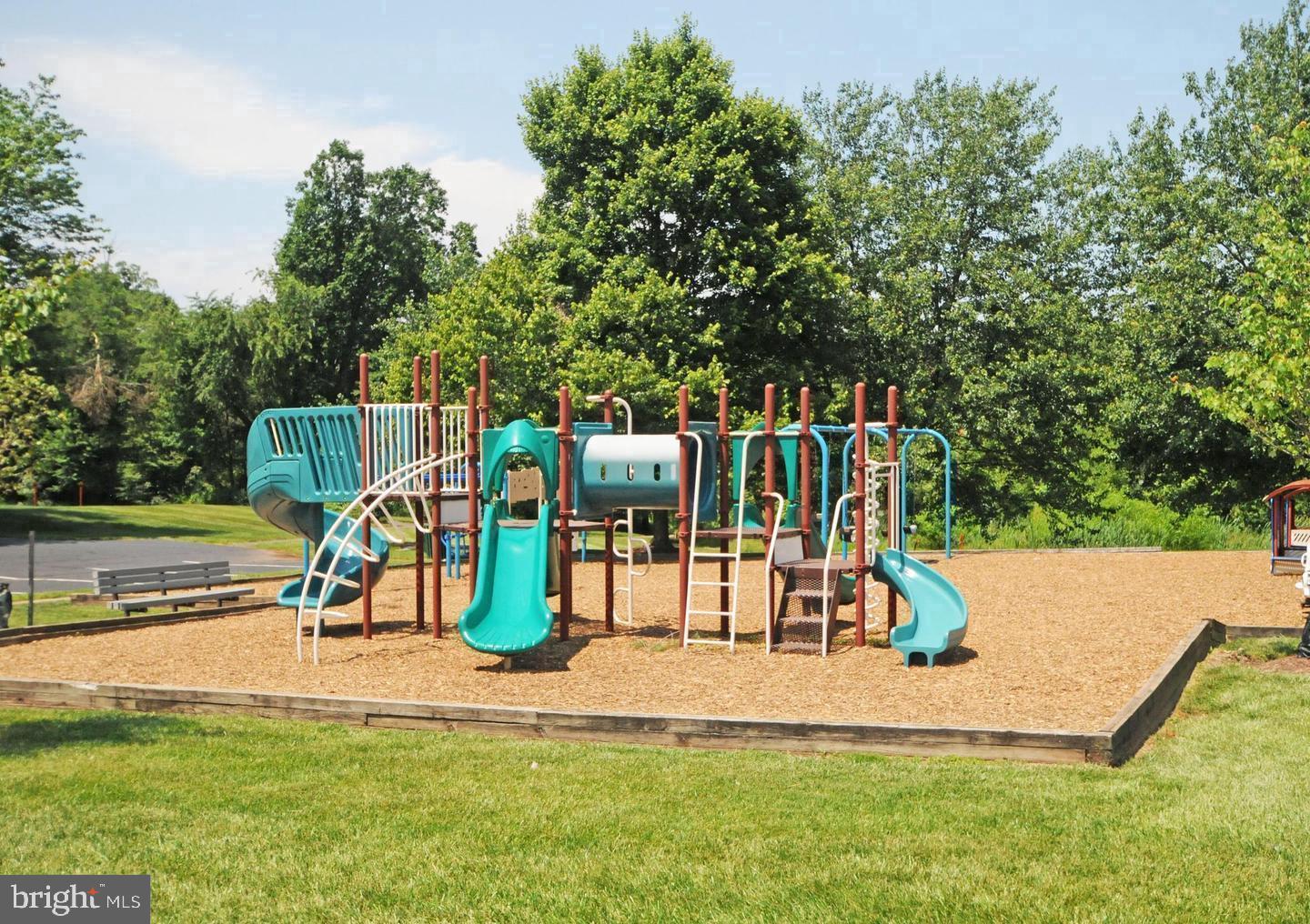 FRANKLIN GLEN - Residential Lease