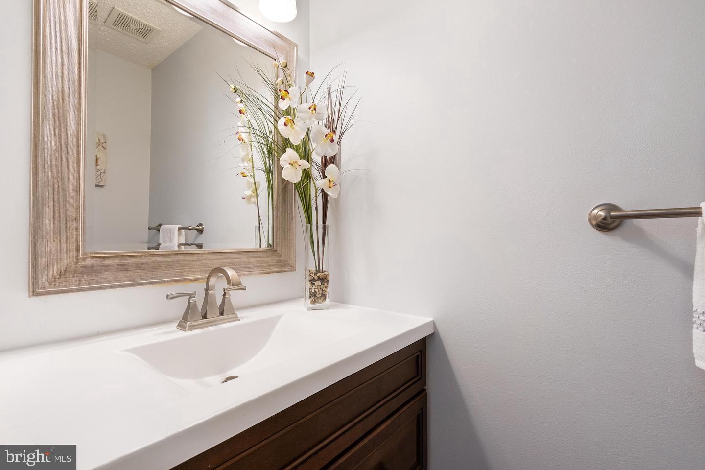 FRANKLIN GLEN - Residential Lease