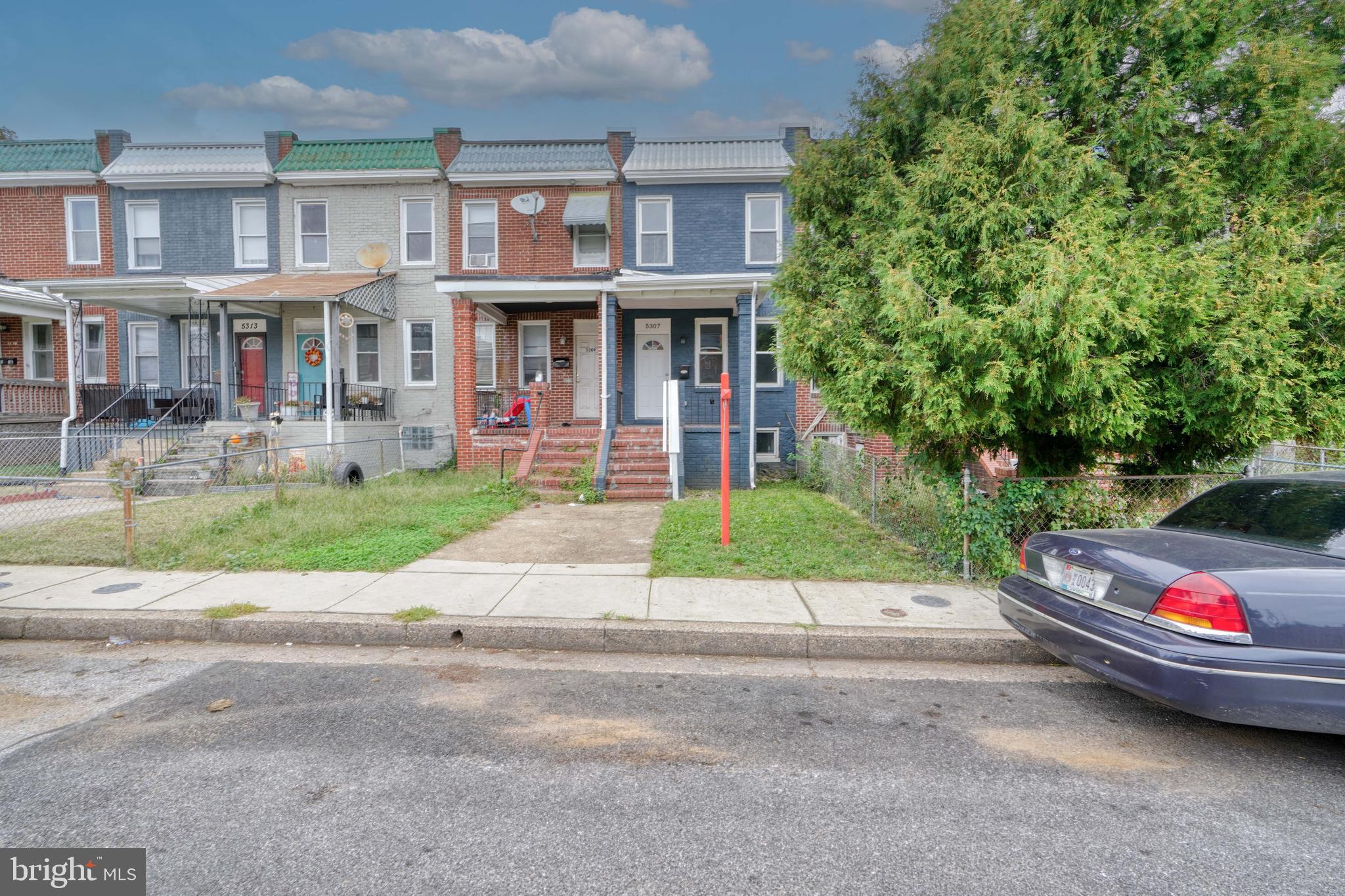 ARLINGTON - Residential