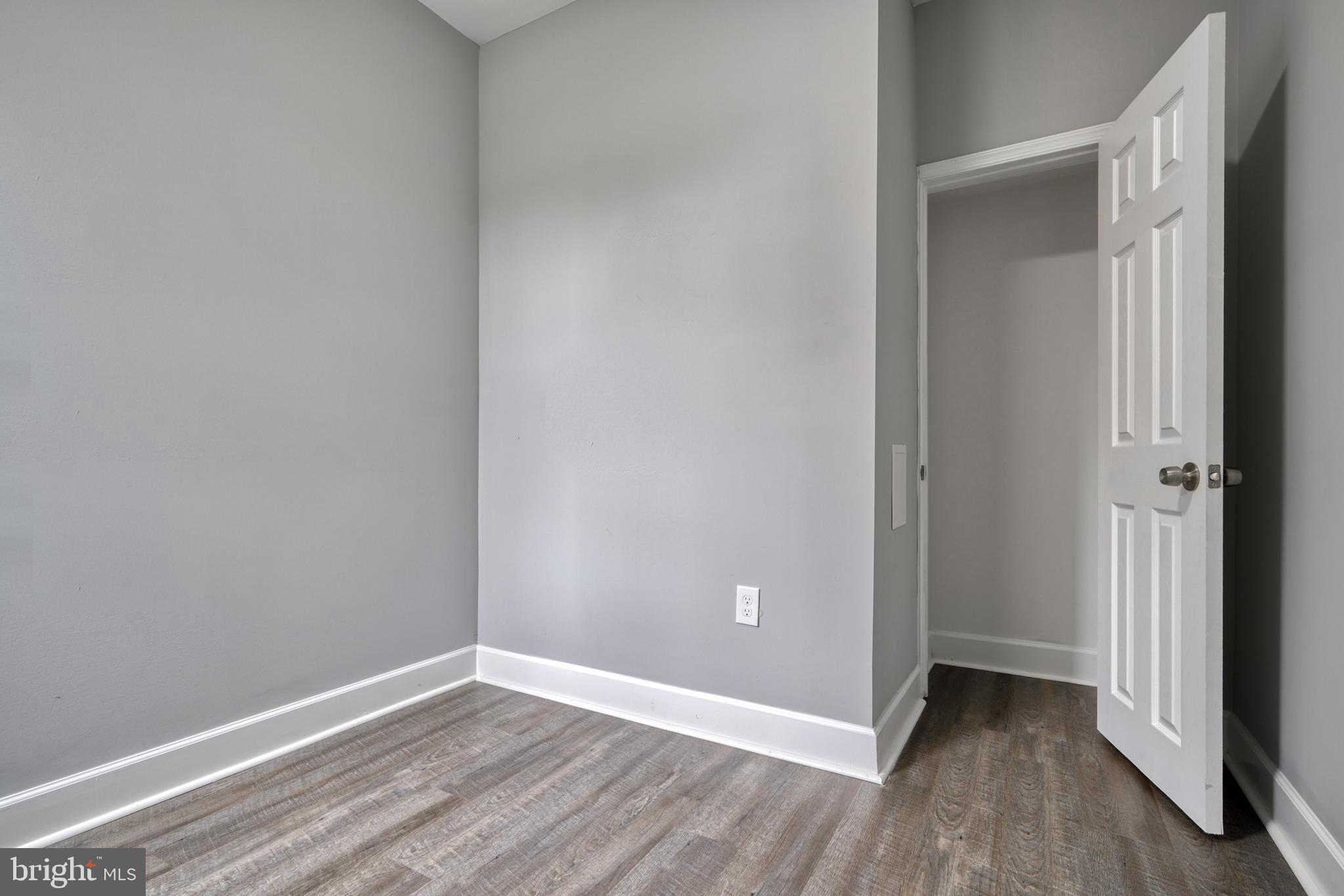 ARLINGTON - Residential