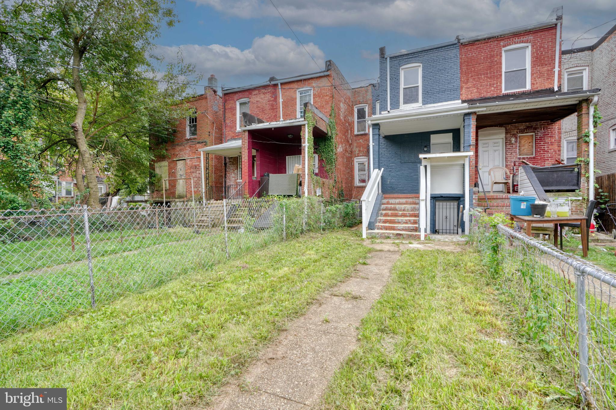 ARLINGTON - Residential