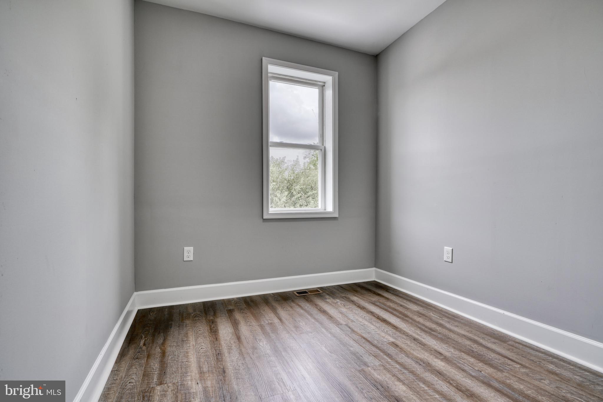 ARLINGTON - Residential