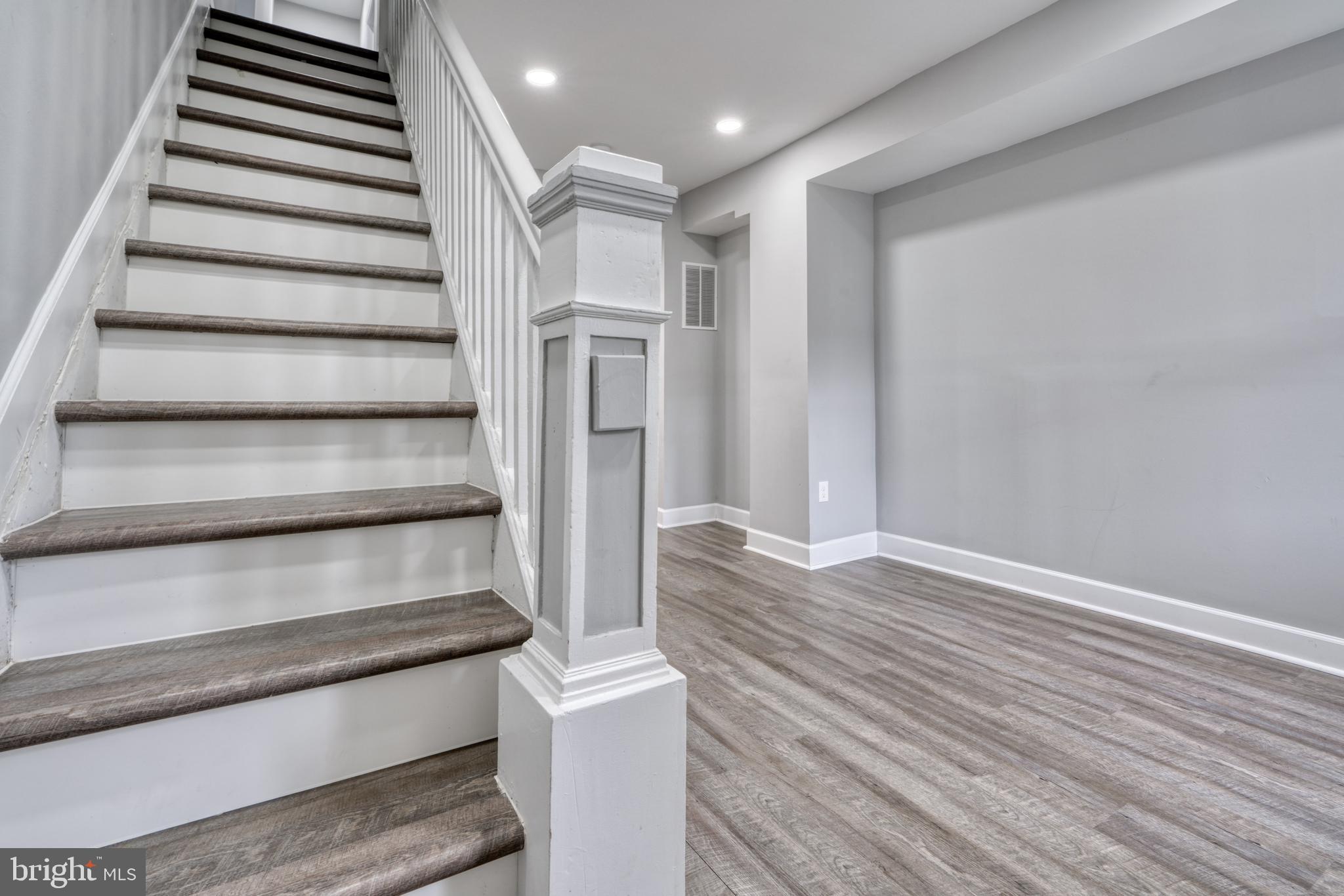 ARLINGTON - Residential