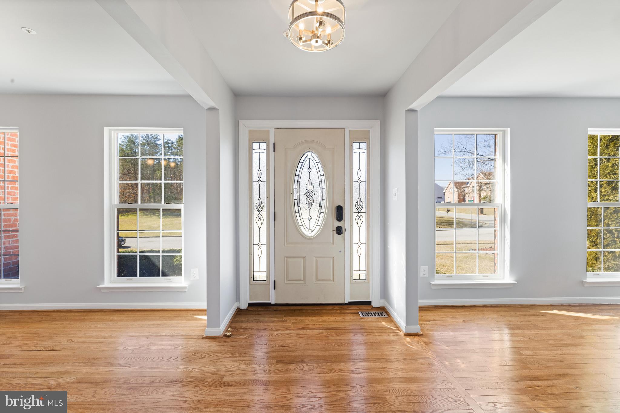 HUNTERS POINTE - Residential