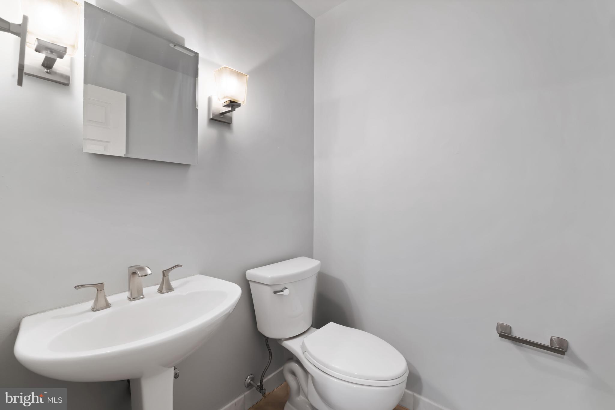 HUNTERS POINTE - Residential