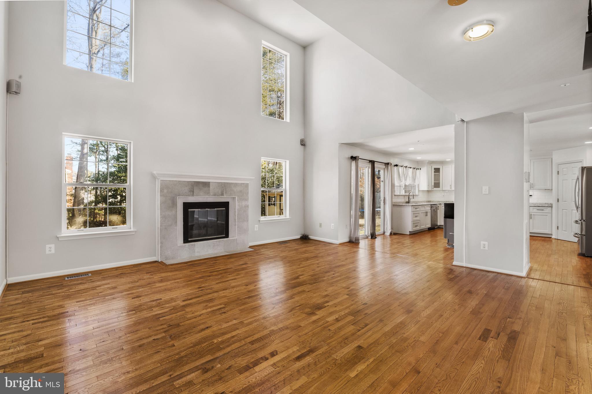 HUNTERS POINTE - Residential