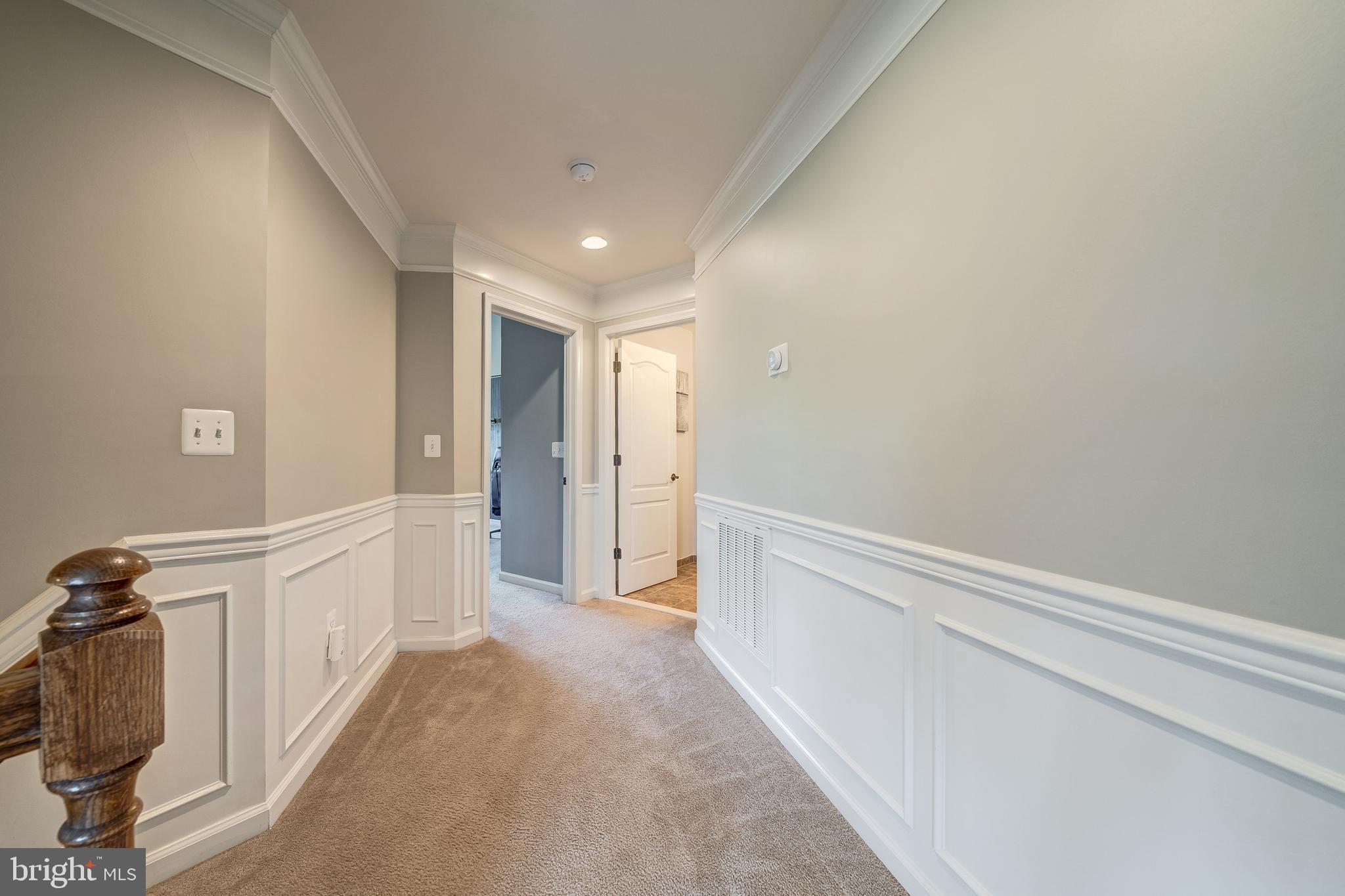 FOX KNOLL - Residential