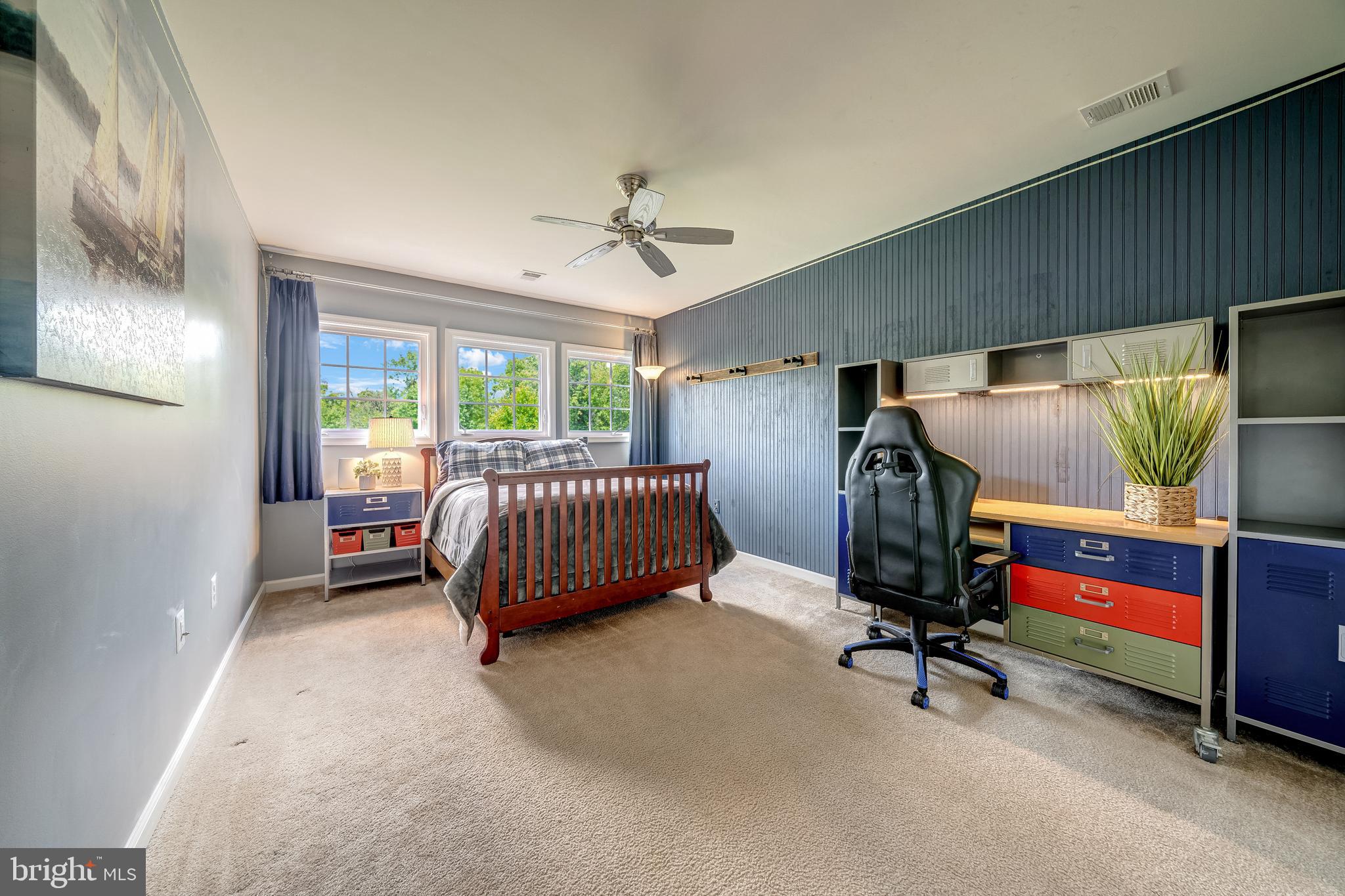 FOX KNOLL - Residential