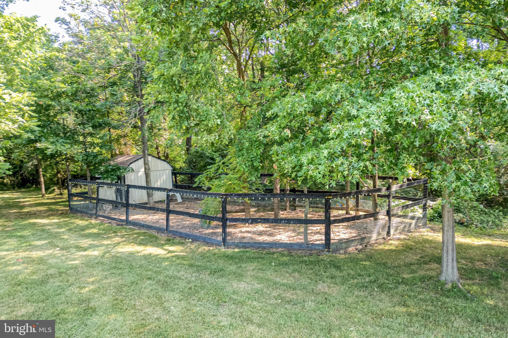 FOX KNOLL - Residential