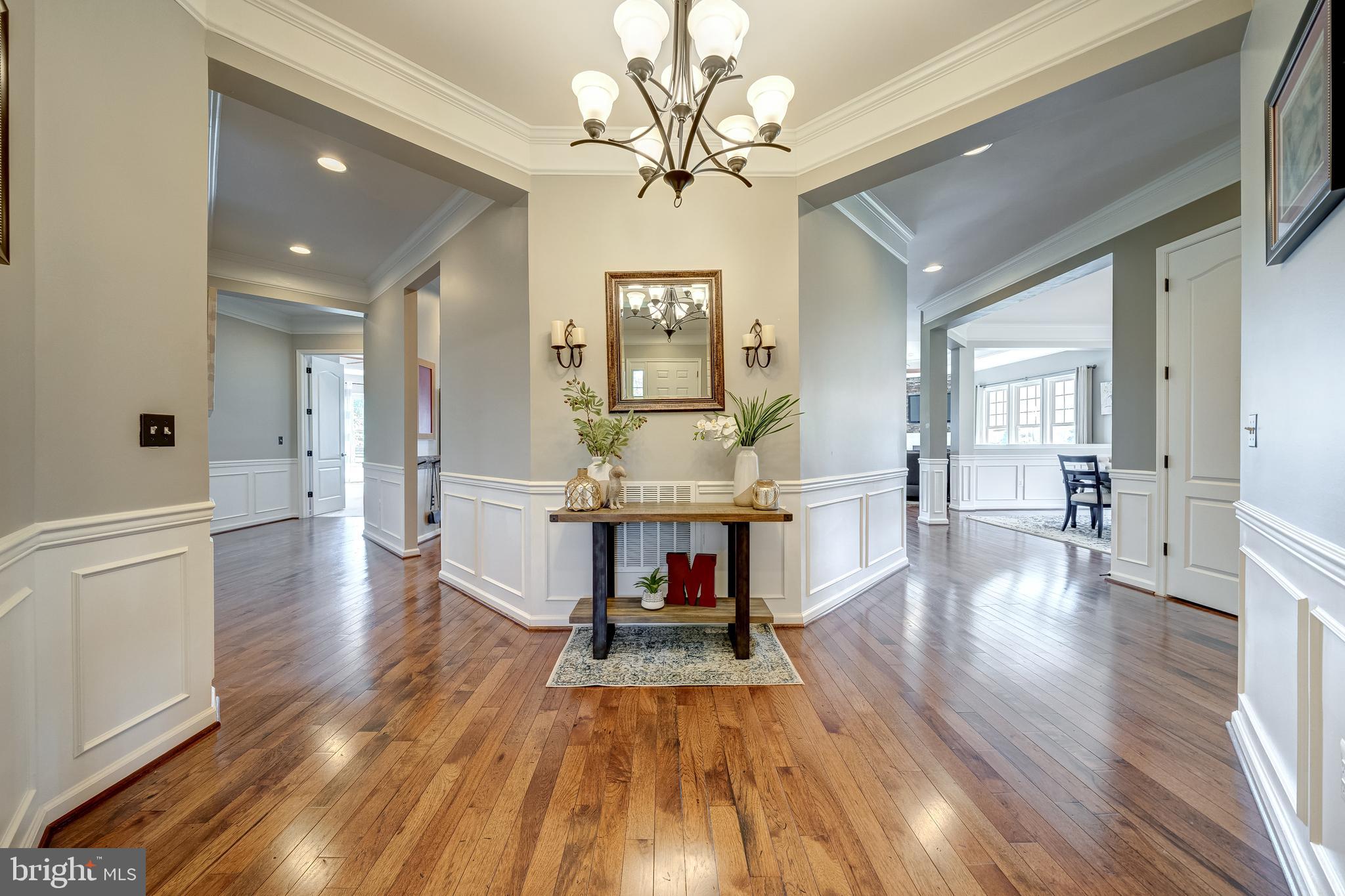 FOX KNOLL - Residential