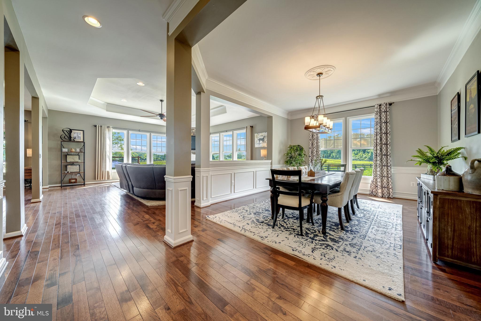 FOX KNOLL - Residential