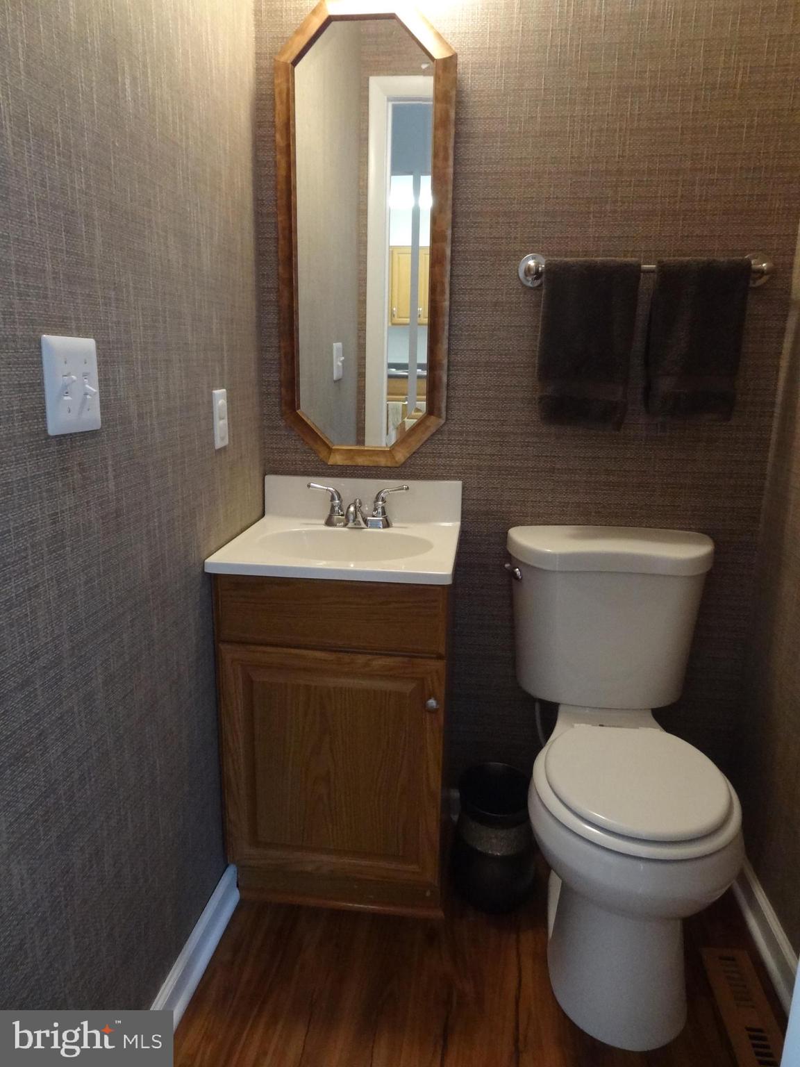 KIMBERLY WOODS VILLAGE - Residential