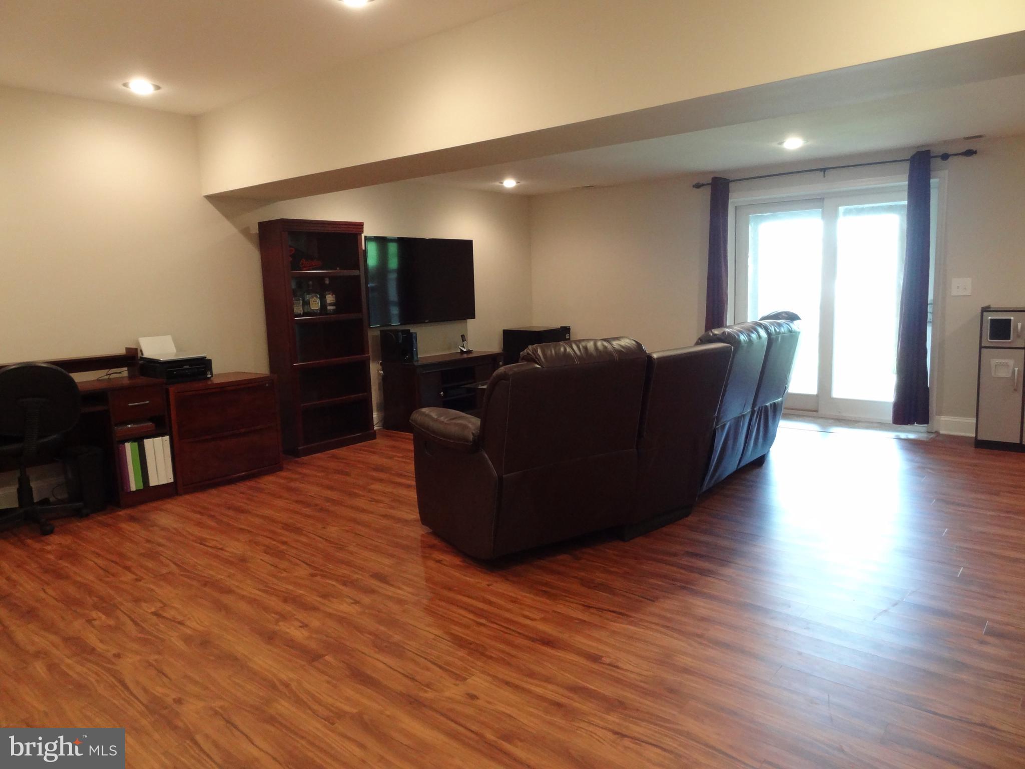 KIMBERLY WOODS VILLAGE - Residential