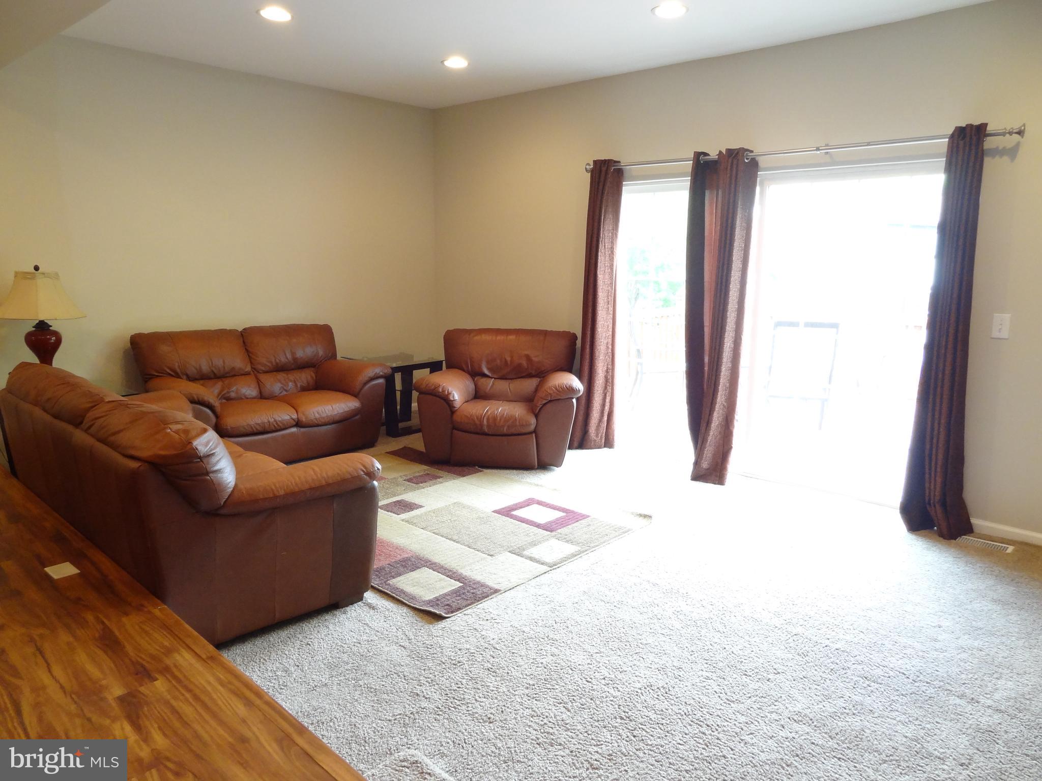 KIMBERLY WOODS VILLAGE - Residential