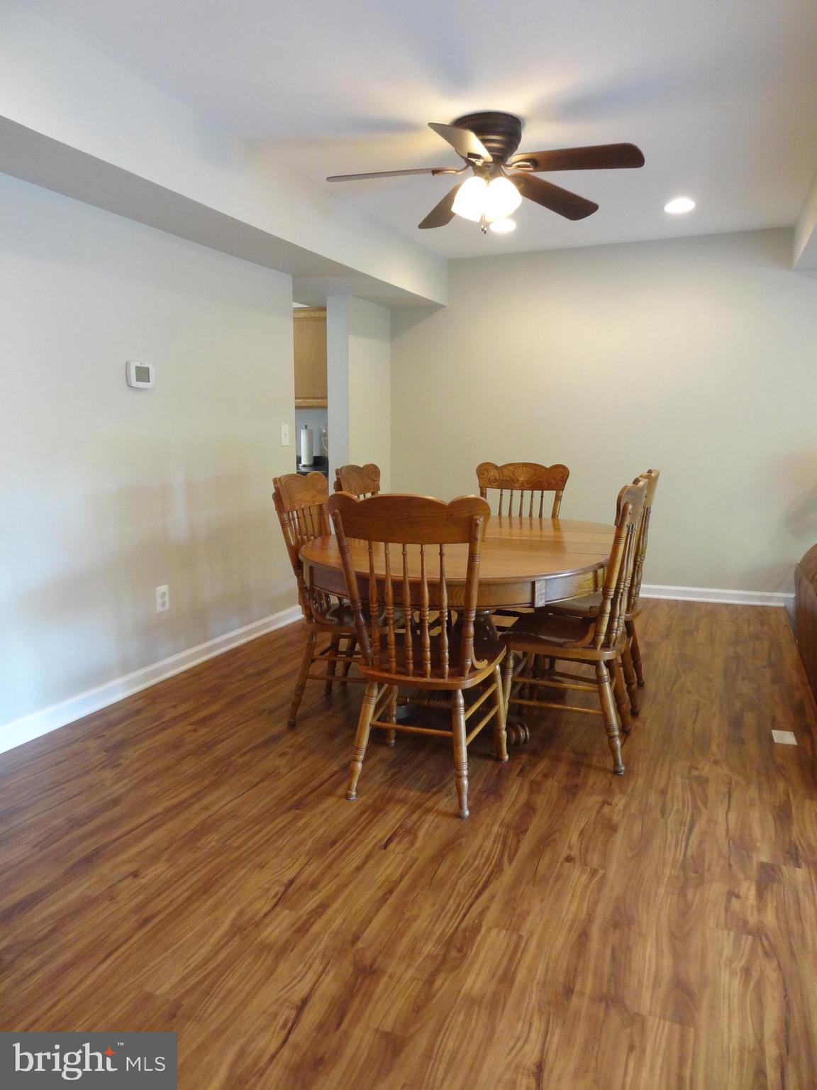 KIMBERLY WOODS VILLAGE - Residential